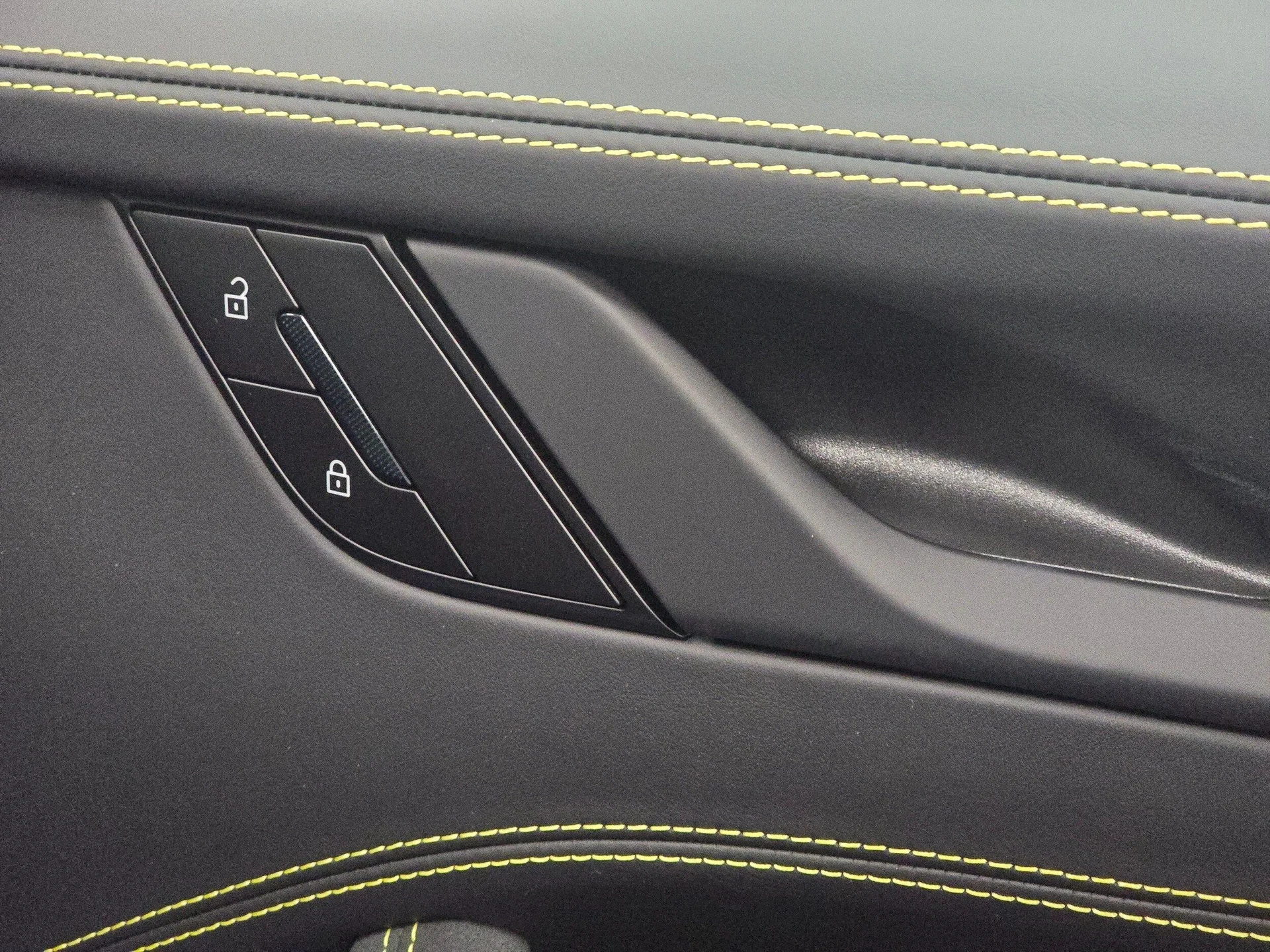 mph021_1318434170_be4c363ffd3bcf83151a1ba98cebea14x_448d4e2cdc