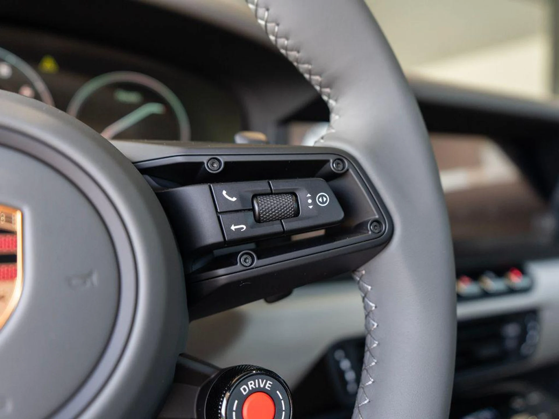 mph021_1321321537_qo8my9_Ml_v_C_Ejf_Yiu_E_Bn5m_V_Ujo_1700a171a0