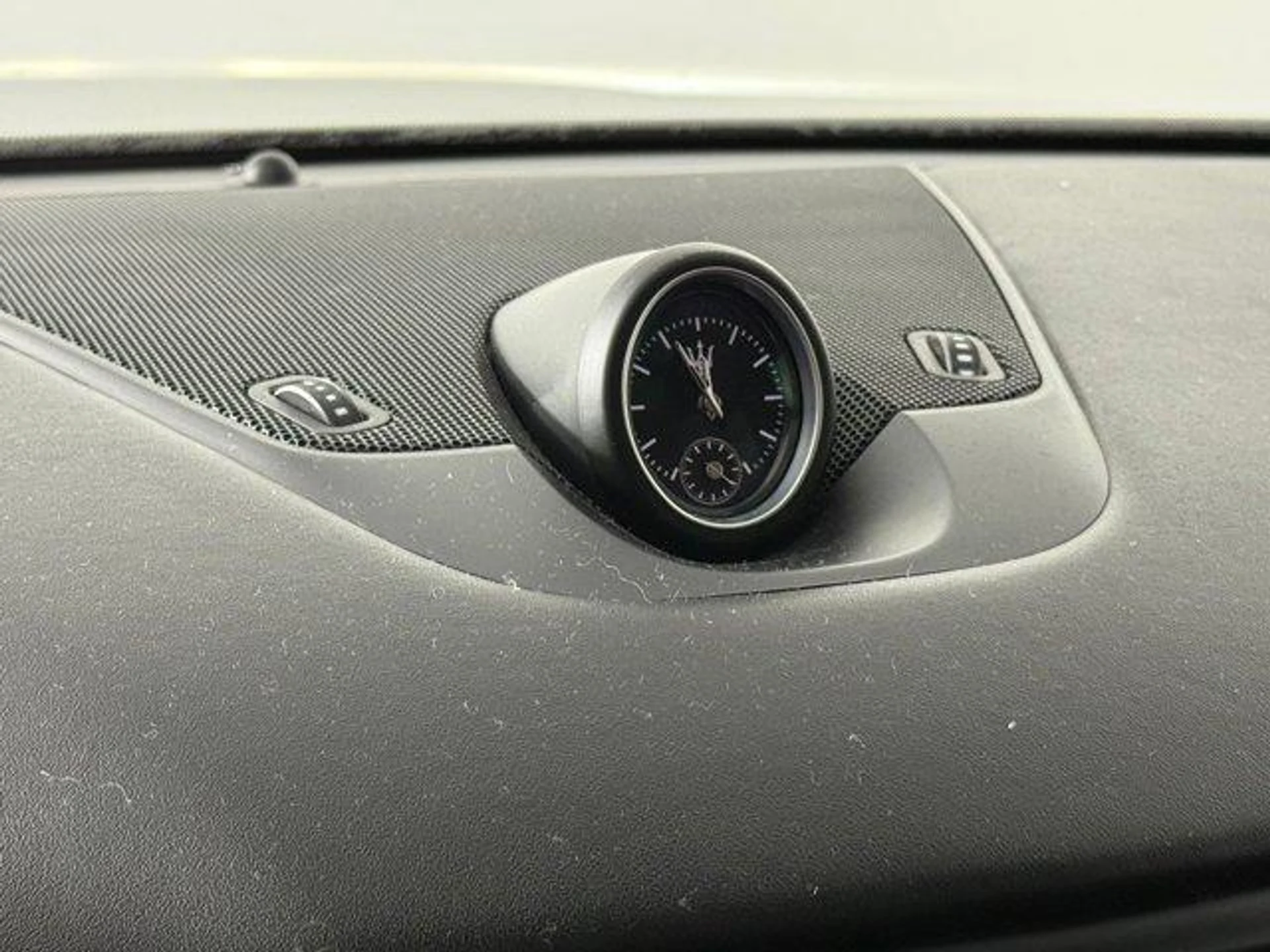 mph021_1322123955_3_S2y_o_Thf_Ek1_FJ_Jr_Oyoehwo_Nc_407a7e093a