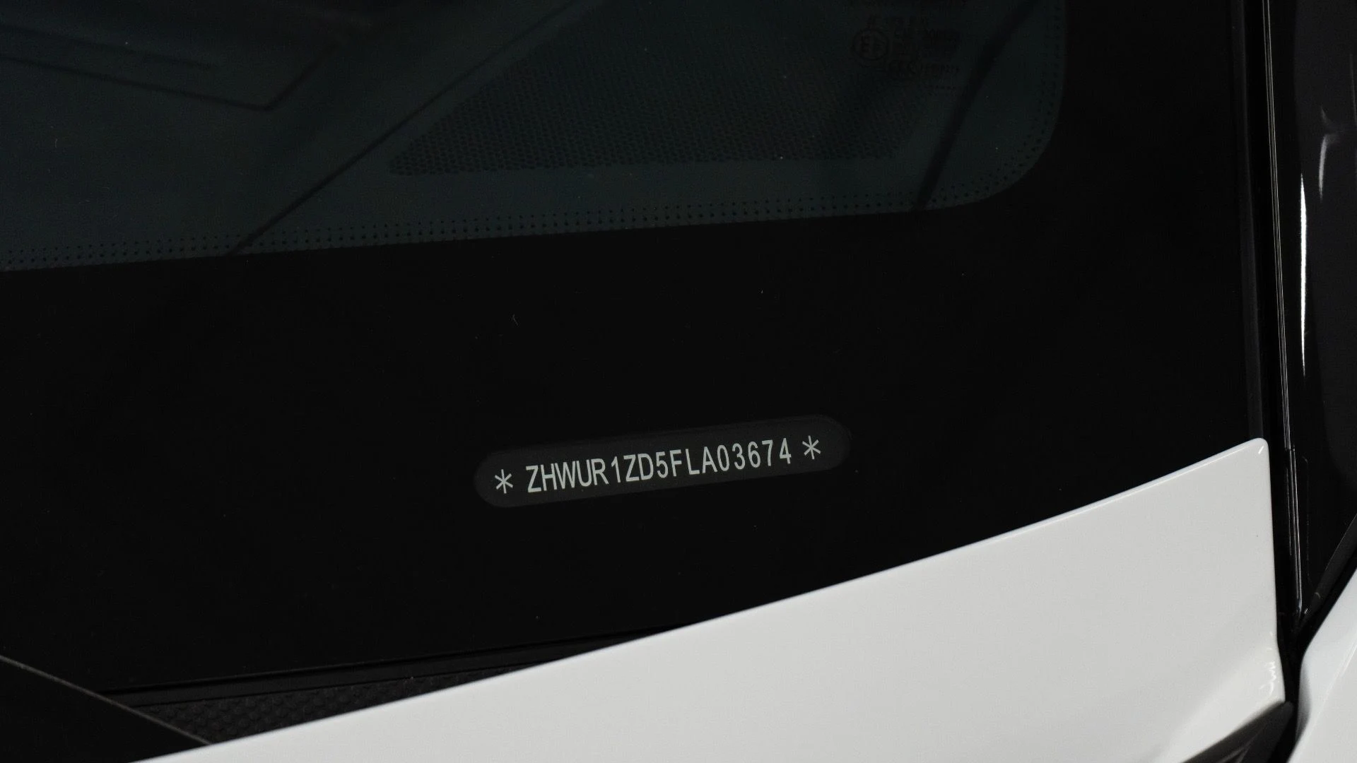 mph021_1341529844_Used_2015_Lamborghini_Aventador_LP_700_4_1765230650_bf5f32b147