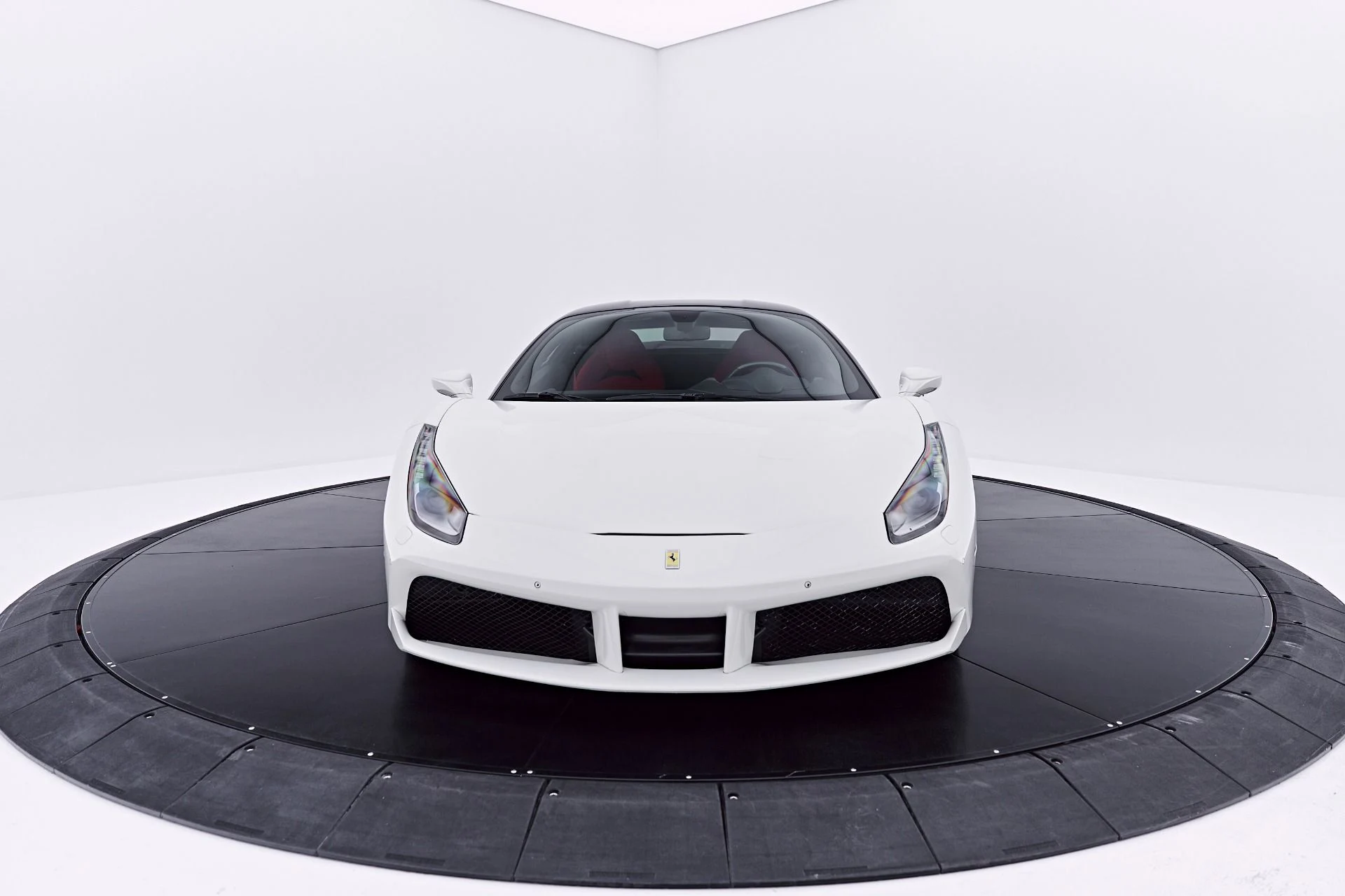 mph021_1351973157_Used_2018_Ferrari_488_GTB_Base_1782869693_c0bbf4b185