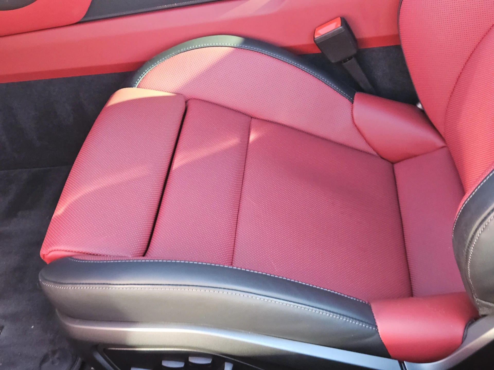 mph021_1356661789_e8f414605616c88a330437aa201afb8fx_a49619d011