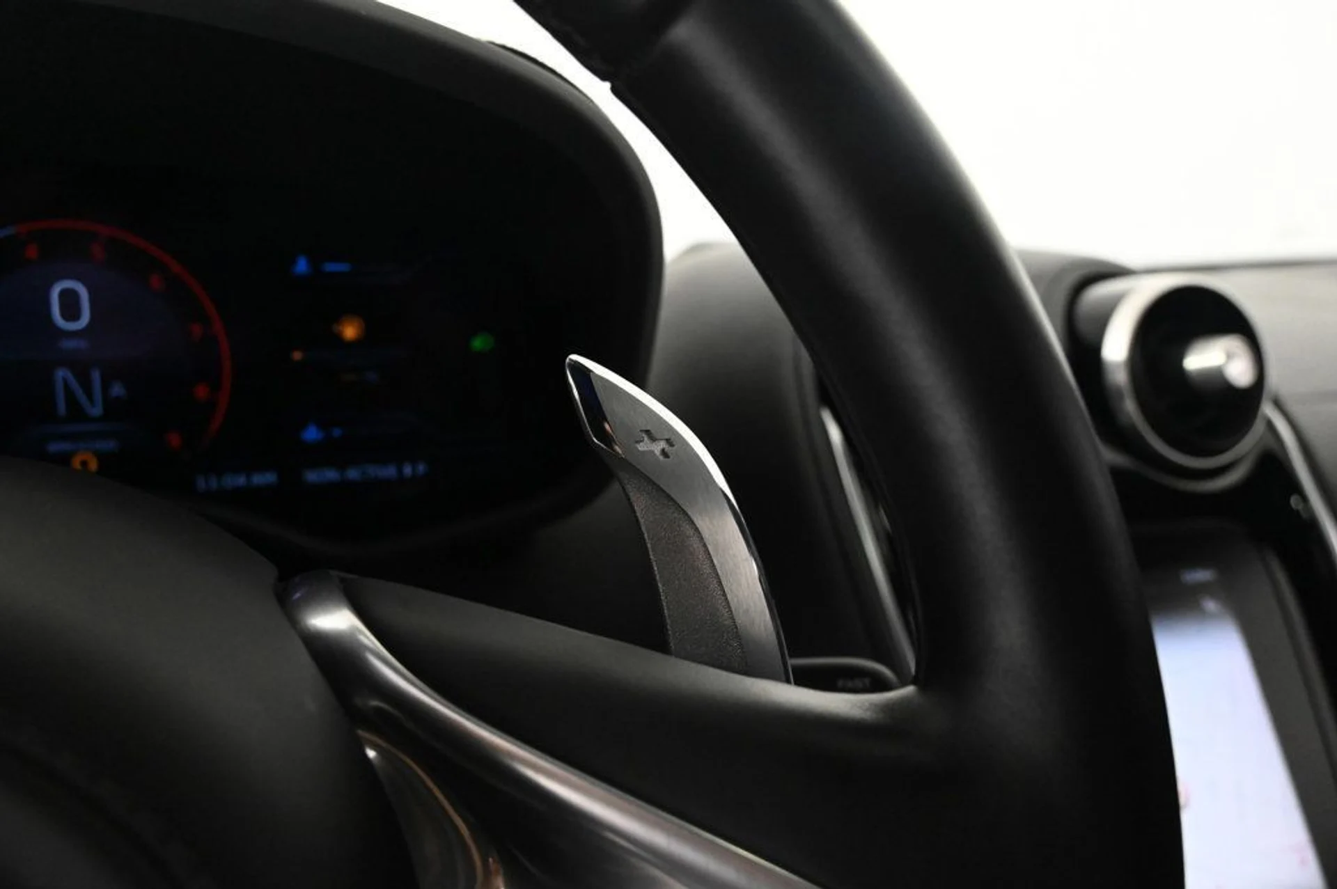 mph021_1360571967_used_2023_mclaren_gt_base_11350_22994891_21_1024_cd4ab88f04