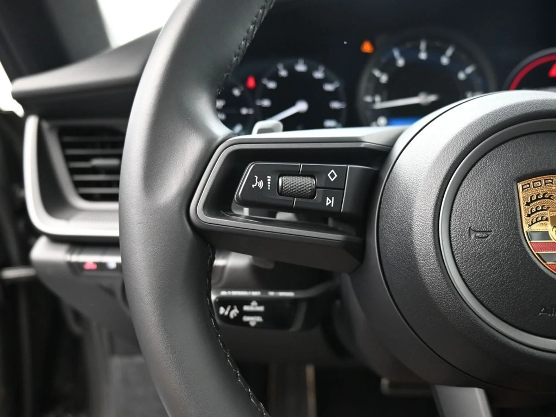 mph021_136933782_73e64fae9f149cdfded852eadc400abe_c938346ffc