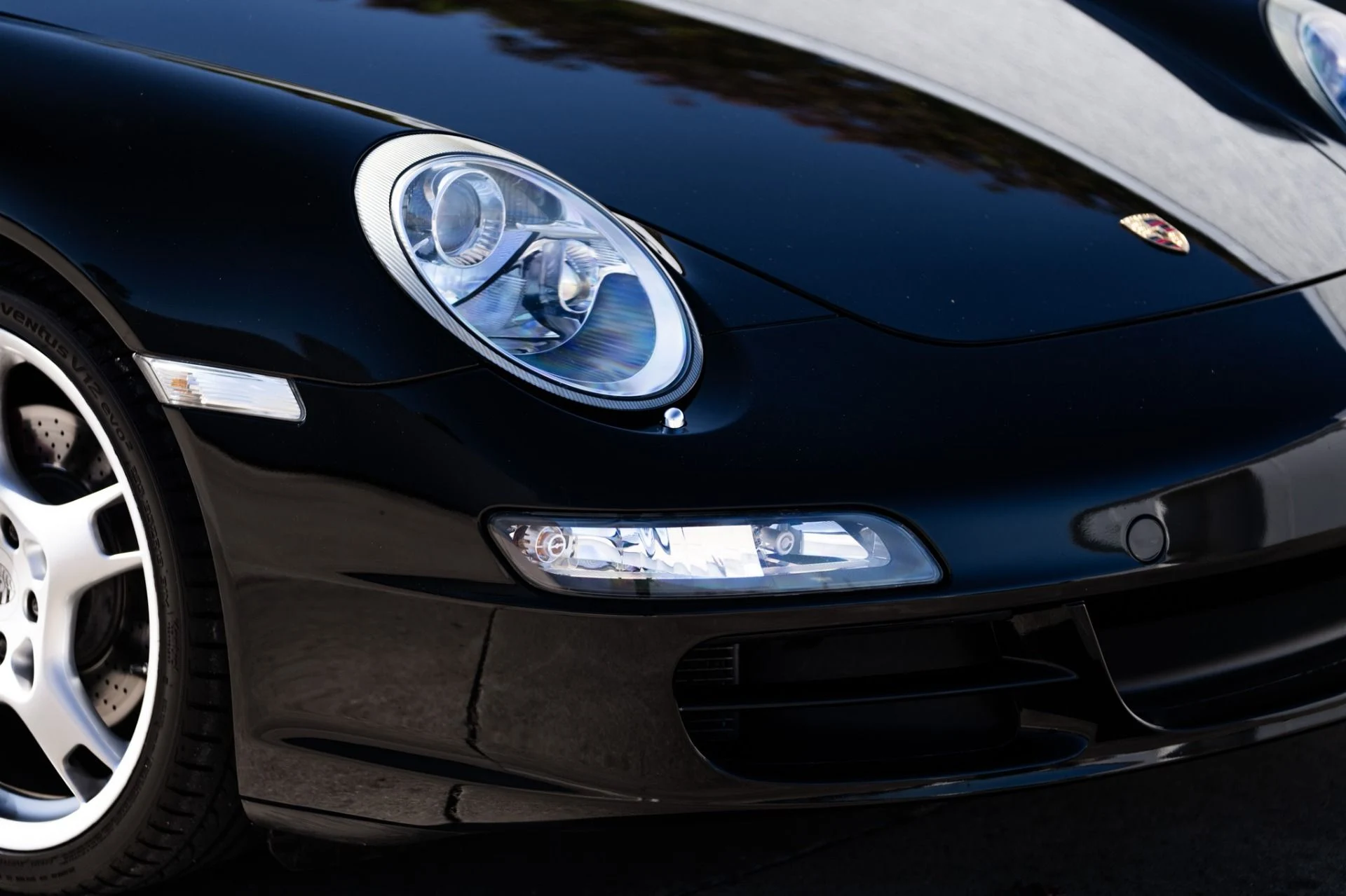 mph021_137385604_Used_2006_Porsche_911_Carrera_4_S_1765481639_c218858bc1