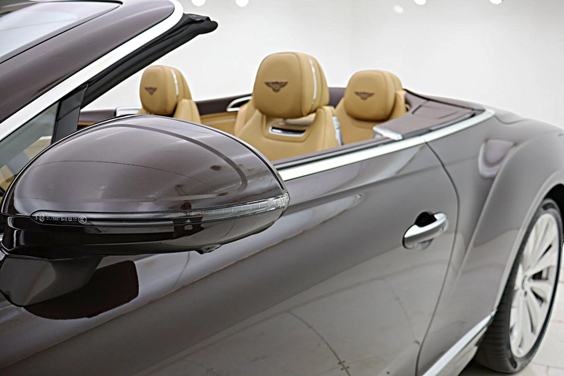 mph021_1392042007_New_2026_Bentley_Continental_GTC_f58da9d4d1