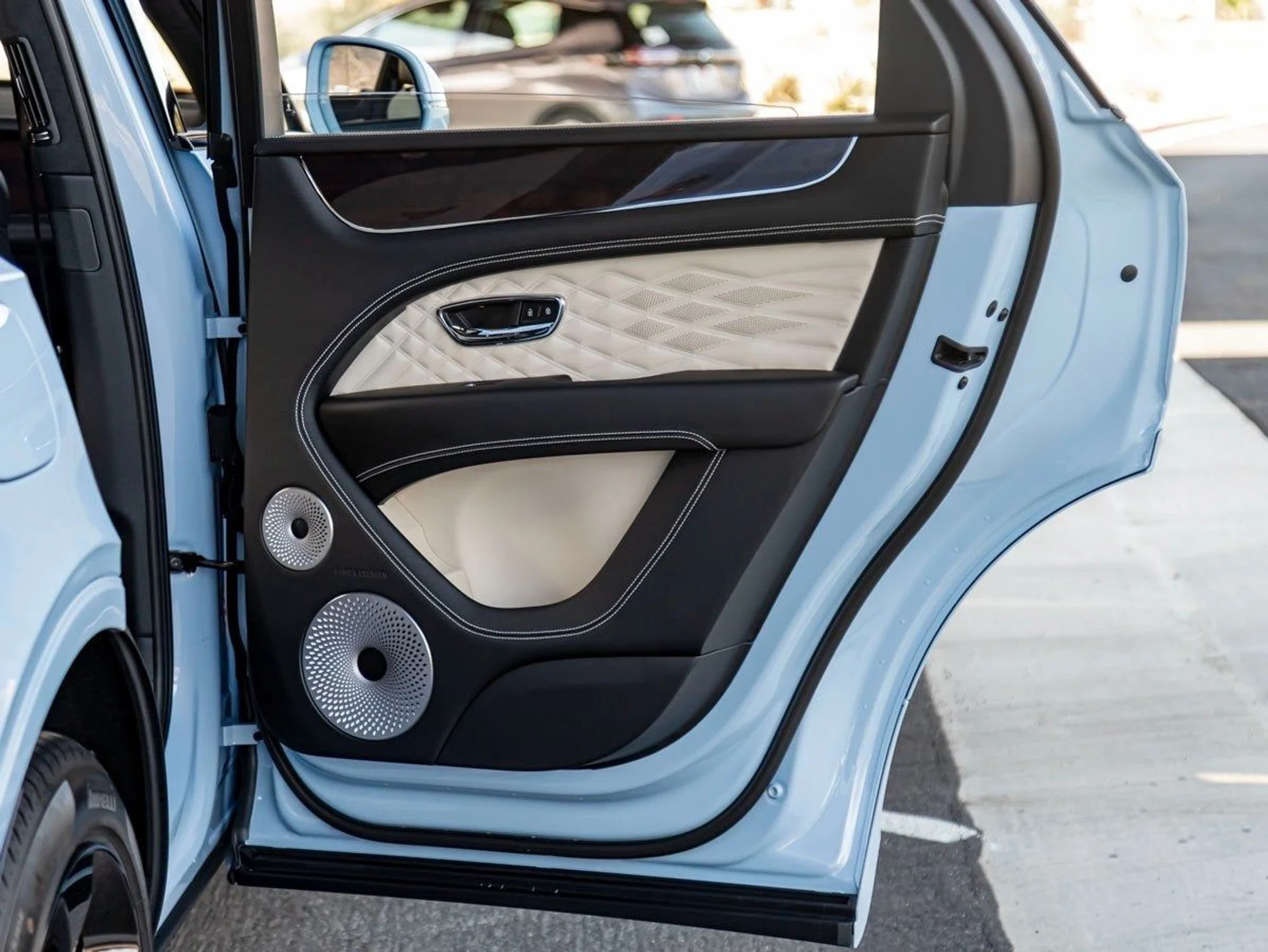 mph021_1394349437_22_15a8640bb6