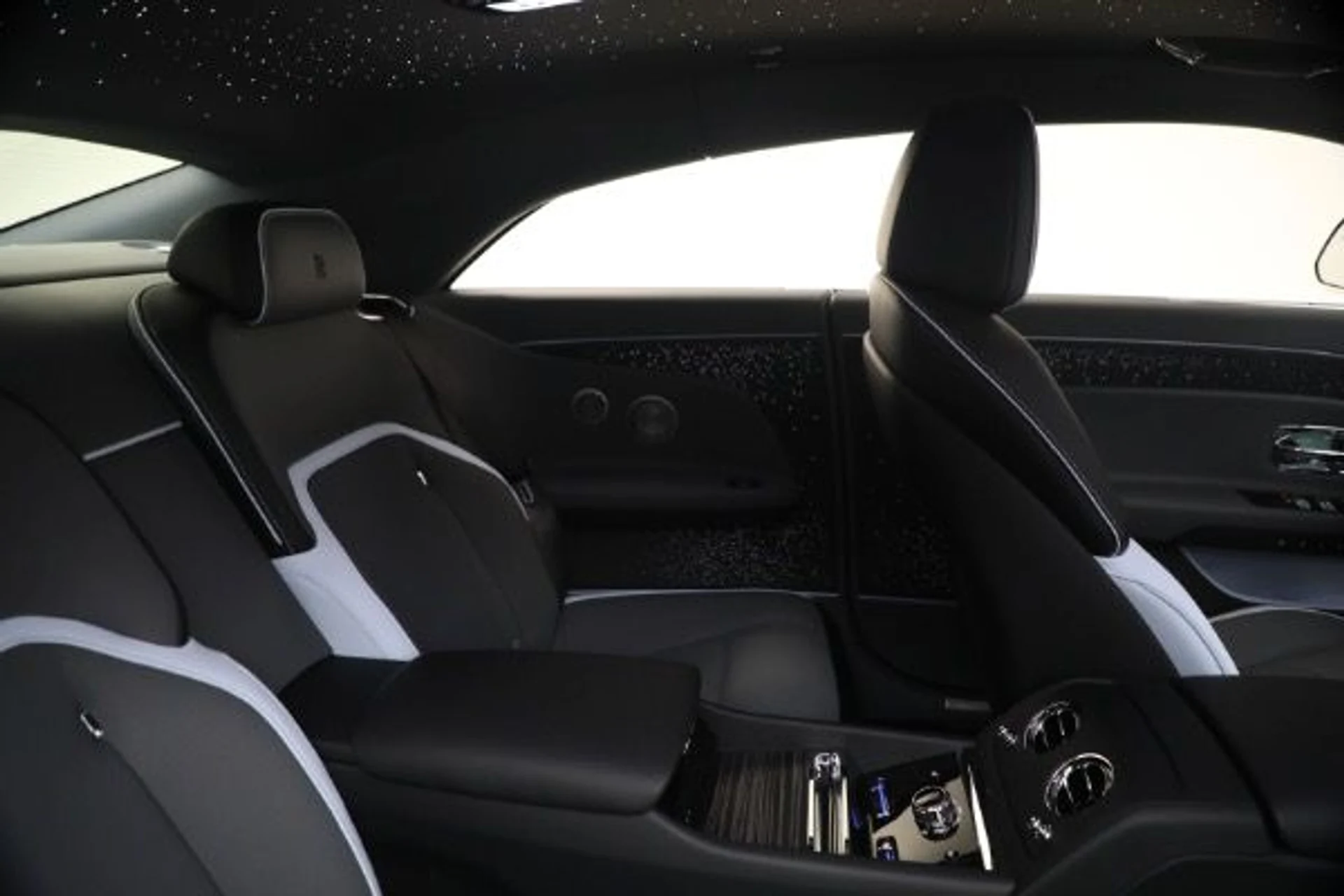 mph021_1400945590_Used_2026_Rolls_Royce_Spectre_4642931b4c