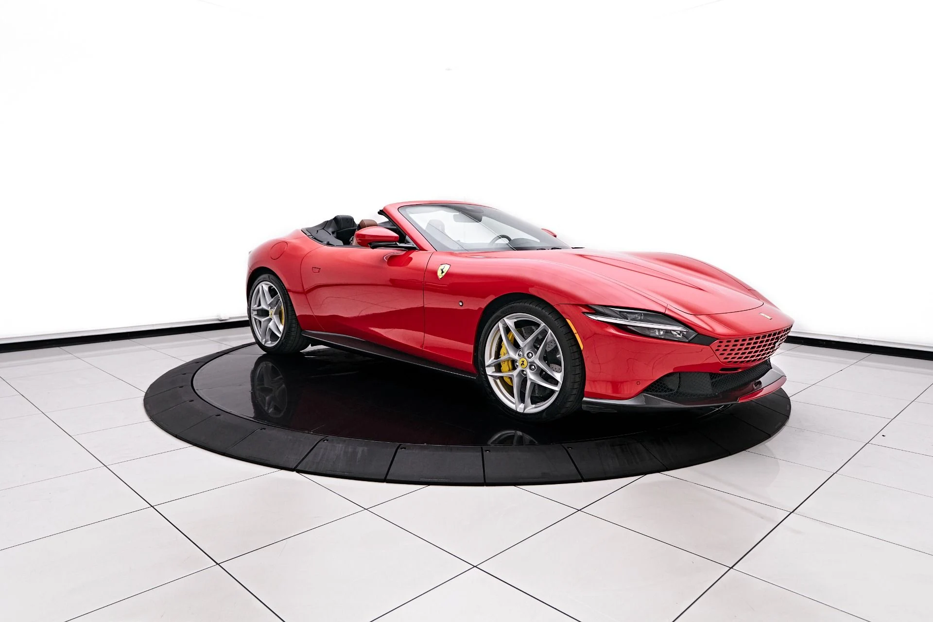 mph021_140418389_Used_2024_Ferrari_Roma_Base_1757783494_255dffee33