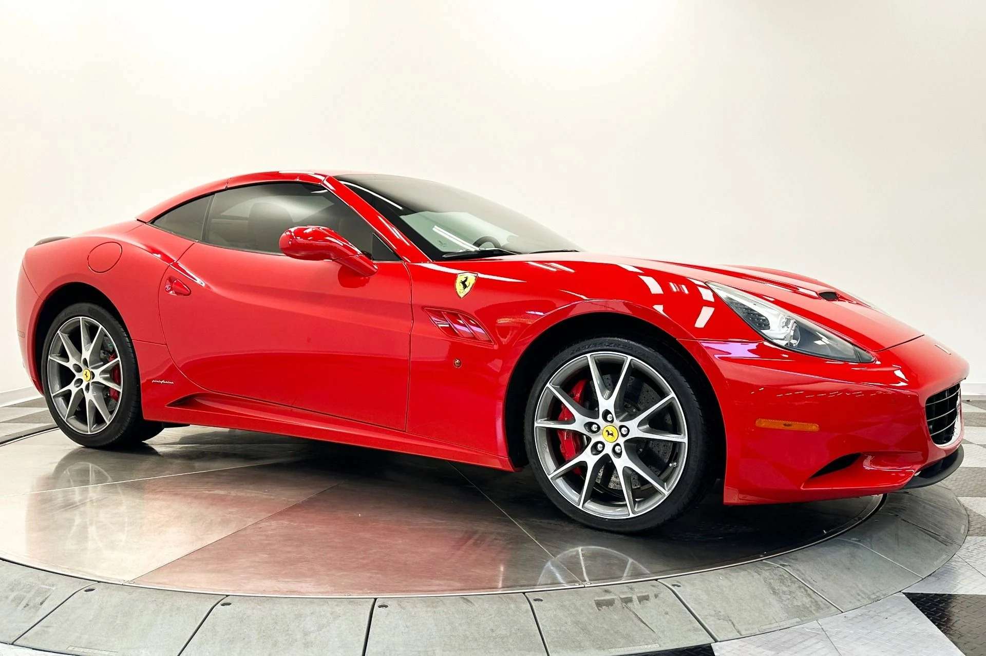 mph021_140561259_Used_2013_Ferrari_California_Daytona_Seats_Forged_Wheels_Extended_Beige_Leather_1771614841_ea6998f0e1