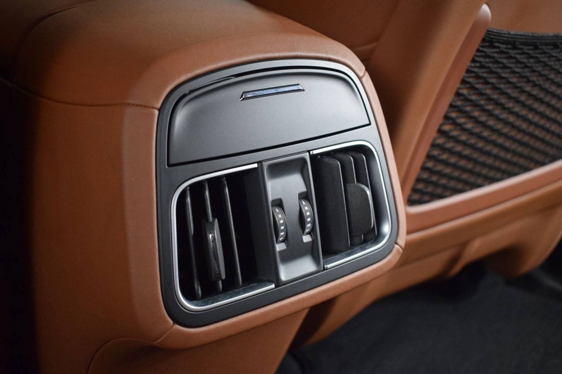 mph021_1408387484_cf8d9f7dbe8a6792cd2dd003fb817084x_94cf8a9f79