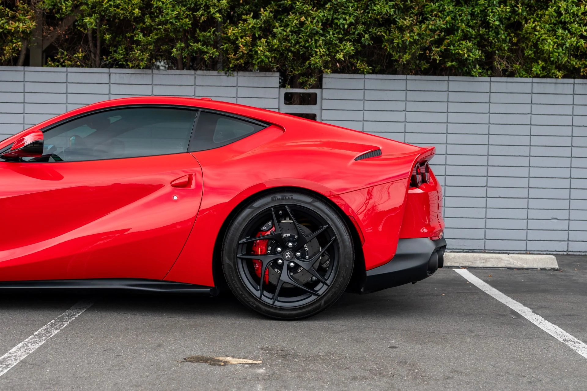 mph021_1408562387_Used_2019_Ferrari_812_Superfast_1744740799_ca3675073f