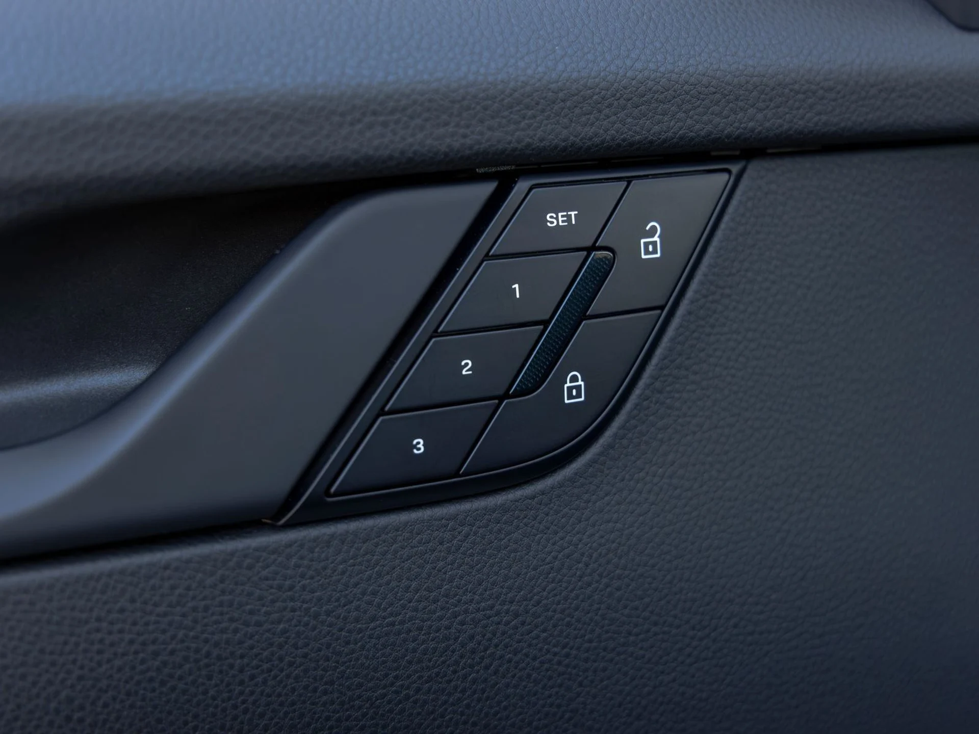 mph021_1416717418_22_ac0f43b325