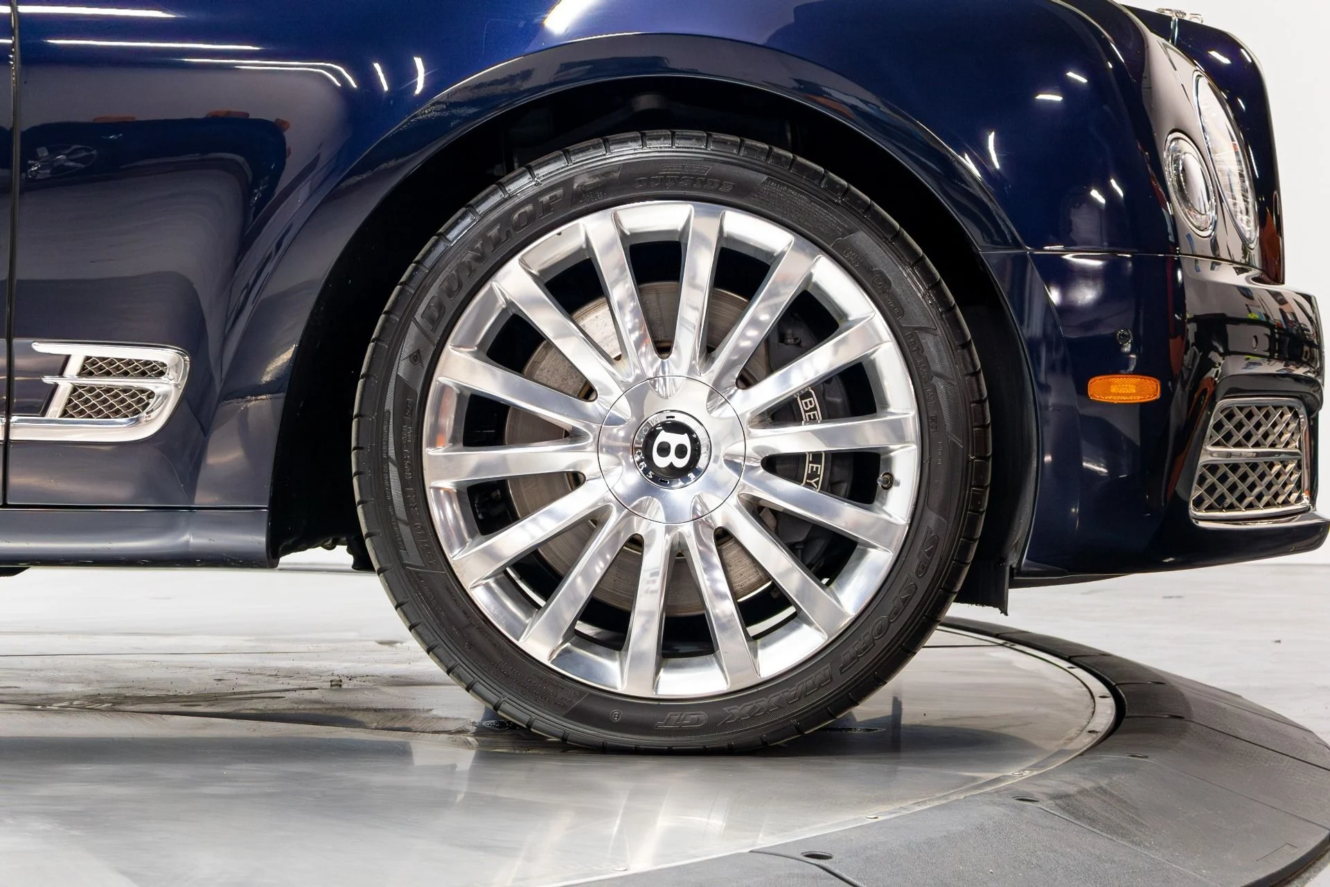 mph021_1435661280_Used_2017_Bentley_Mulsanne_1775514187_8af8aaf046