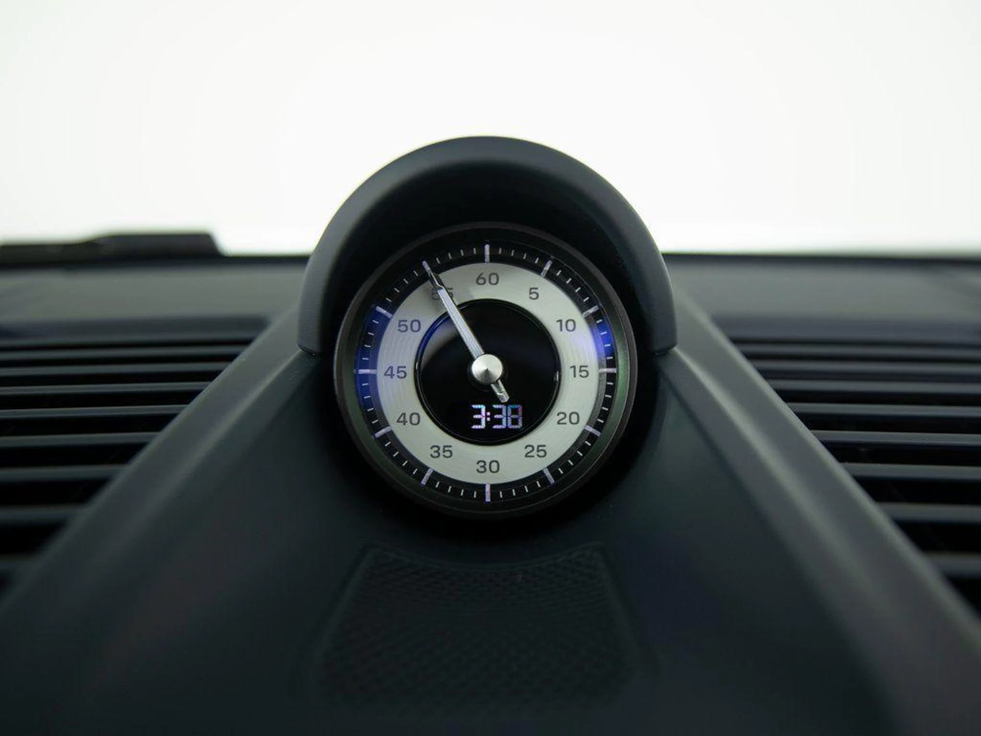 mph021_144979595_J_Xtd_C_Xr_Io_D5_G26if_Co_Yy8i_J8_V5_M_25791c6823