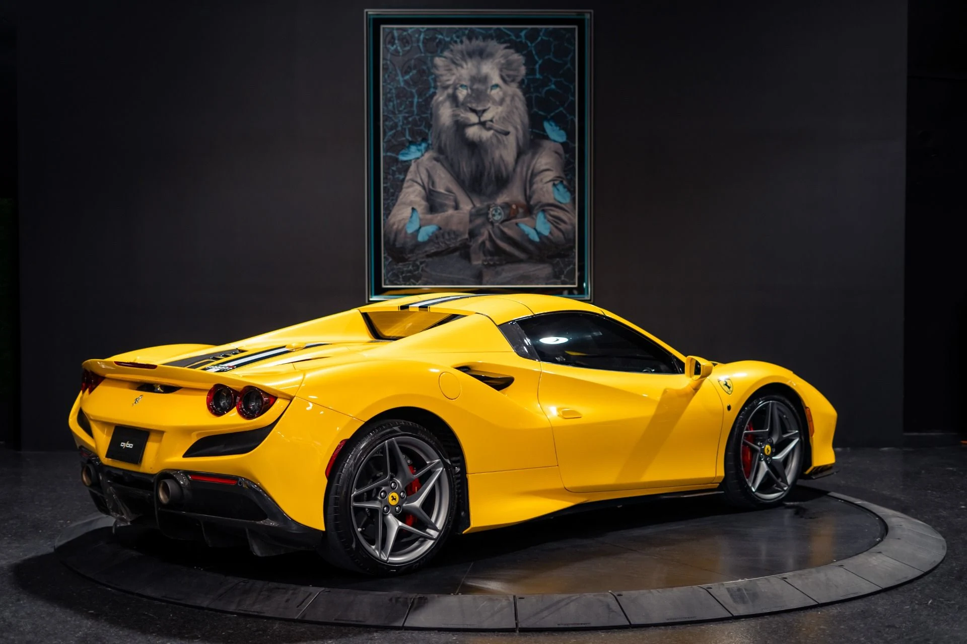 mph021_1450890922_Used_2021_Ferrari_F8_Spider_450000_MSRP_Giallo_Strato_Full_Carbon_Exterior_1783273003_6c85287453
