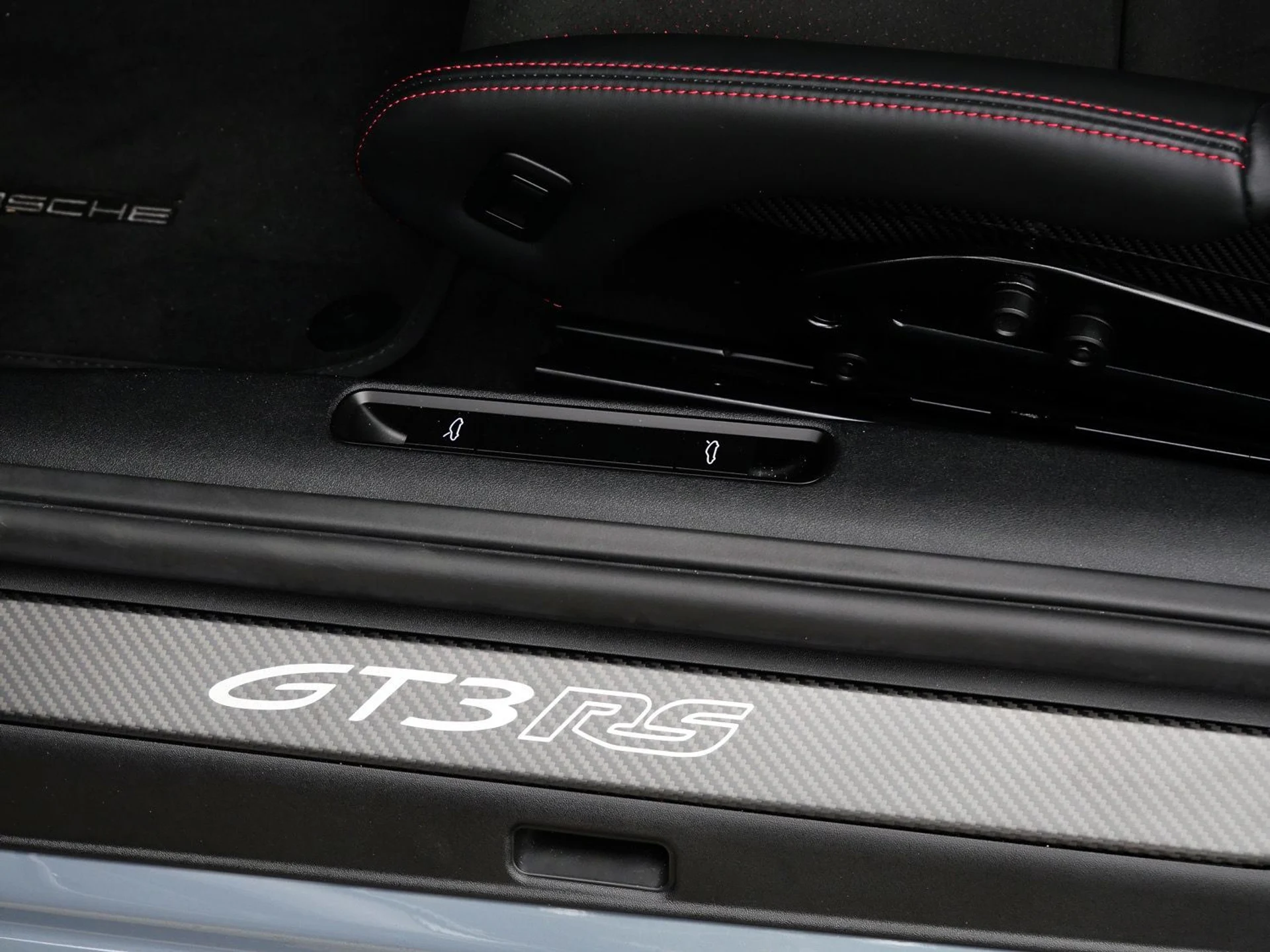 mph021_1458680583_ce5513339a19afda57e0701af7fb703cx_fff6780a84