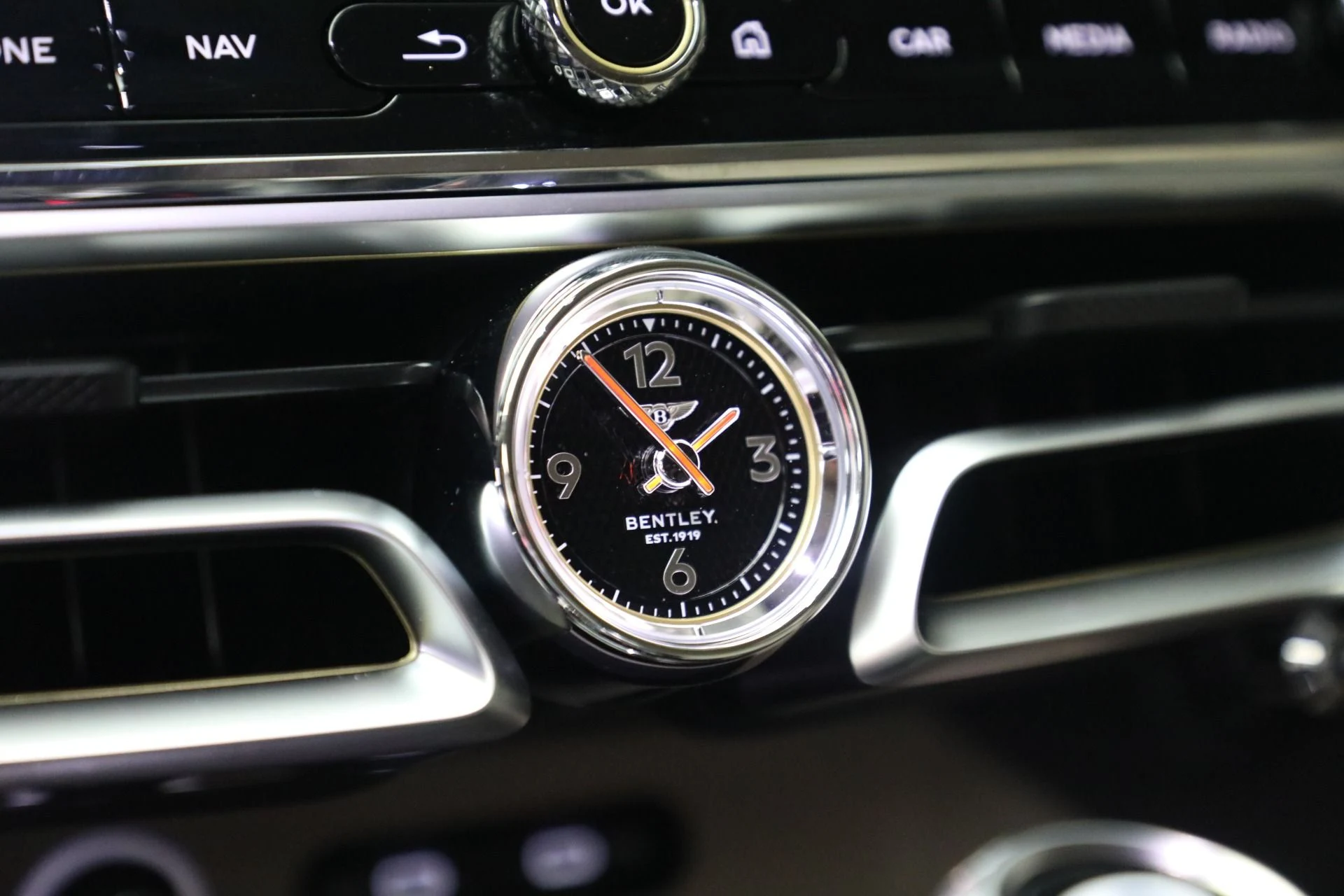 mph021_1474273867_New_2025_Bentley_Flying_Spur_Speed_b06e1dd393