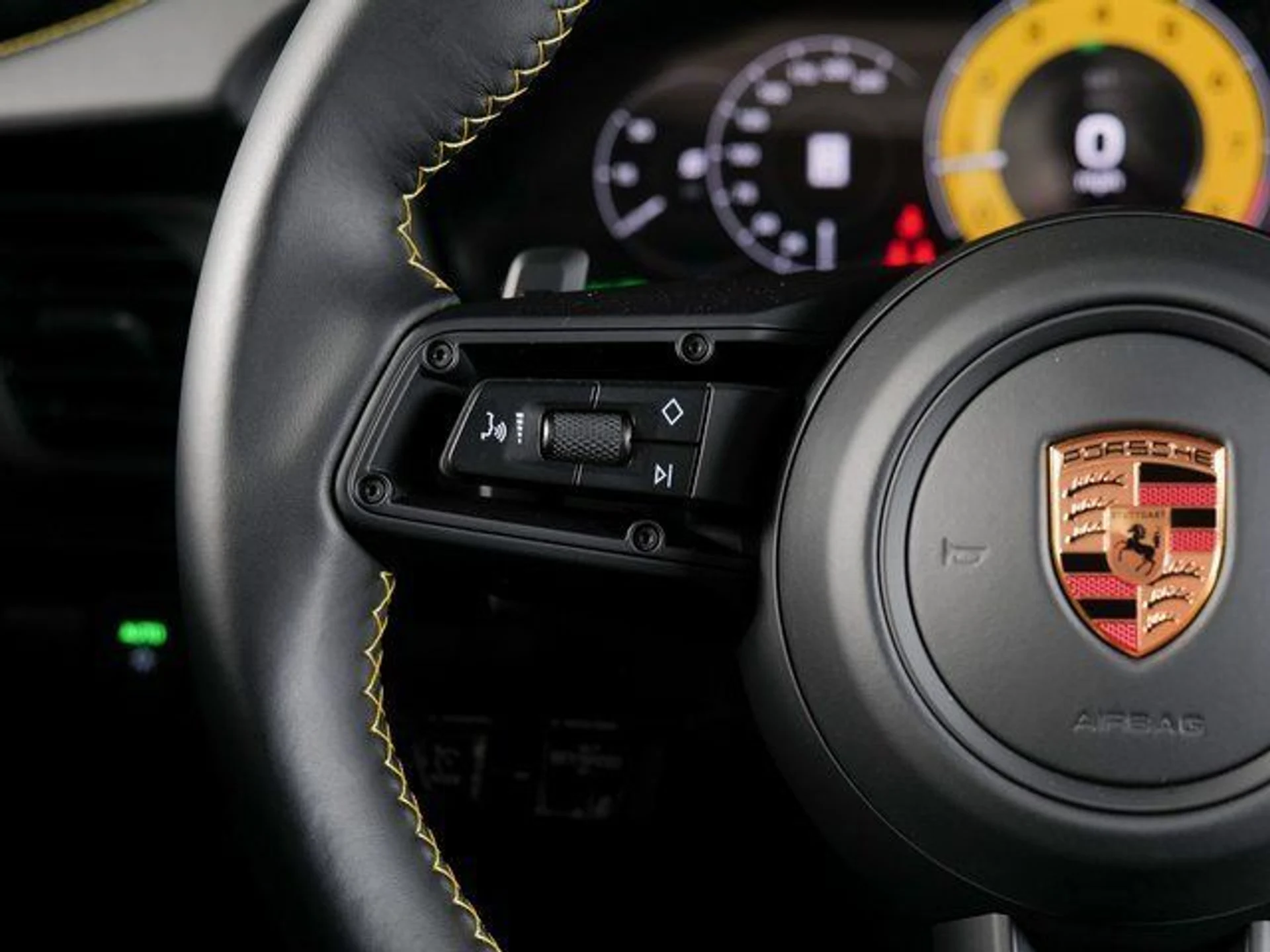 mph021_1476299496_18e2d8da3d9a462dae25259738fd45c3_8ec8563f39