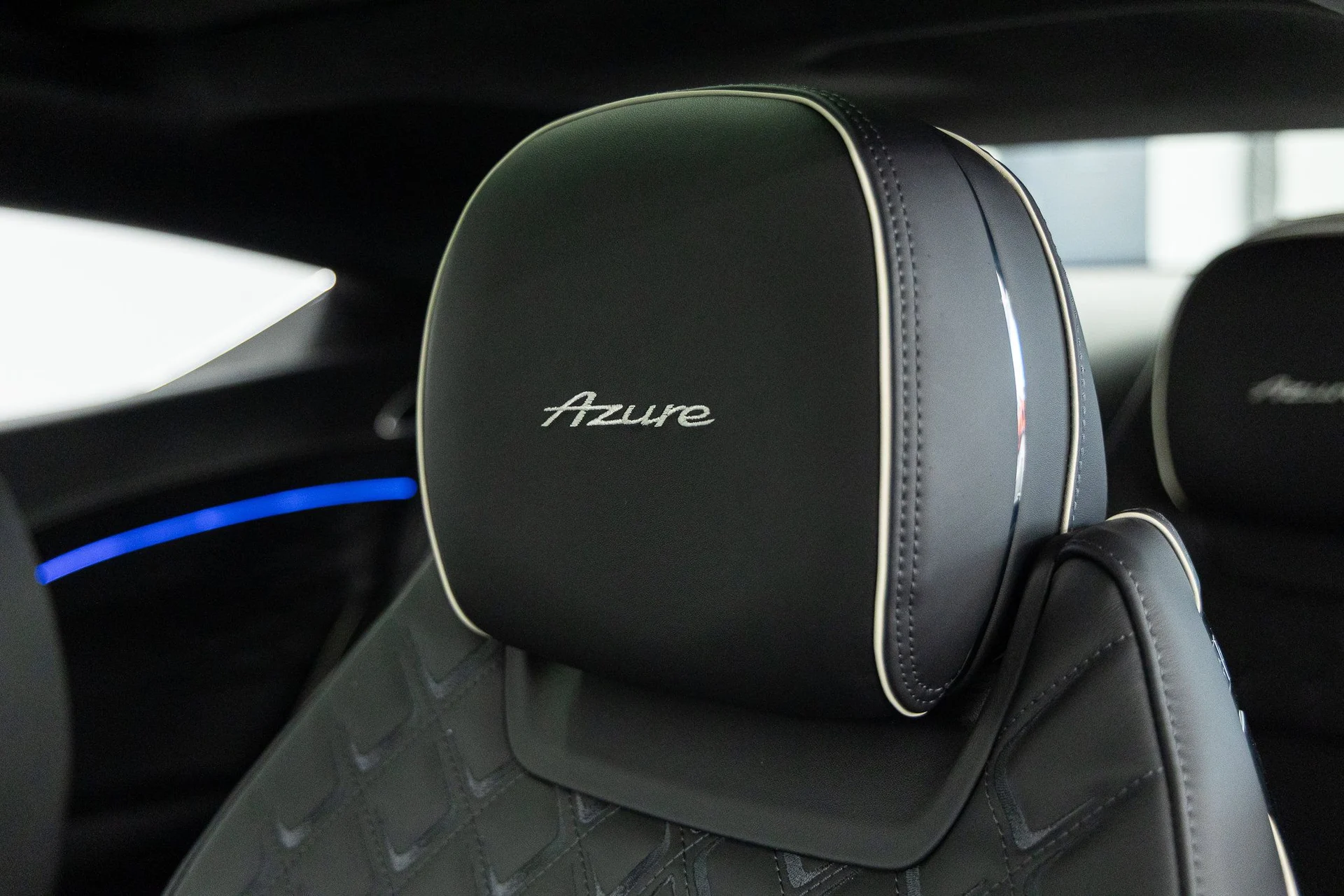 mph021_1484724259_a3a619c0cda5f721a27cec46cb40200cx_29b31ef509