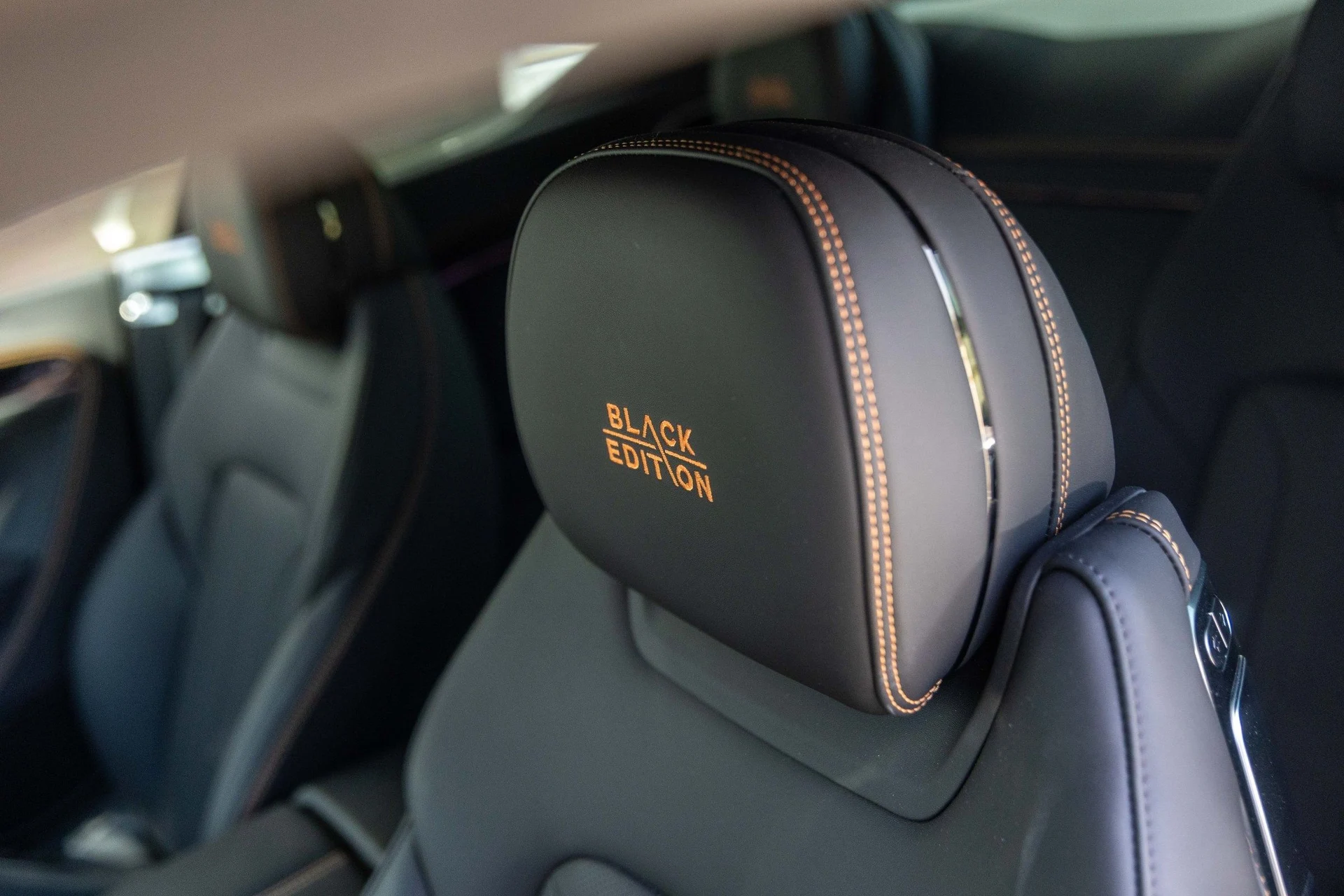 mph021_1489126722_Hi_Tech_Luxury_Imports_LLC_SCBCP_2_ZG_0_SC_023285_image_21_bbe07b844e
