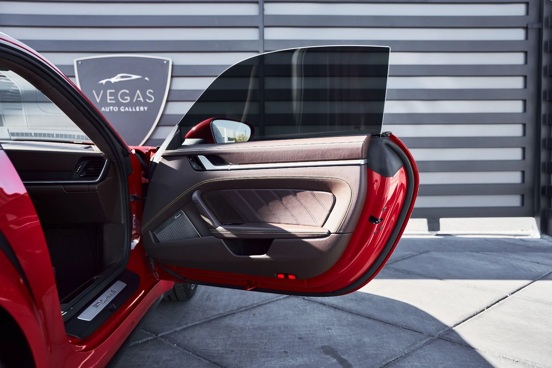 mph021_1489279746_Used_2021_Porsche_911_Turbo_S_1768616618_96b7e86527