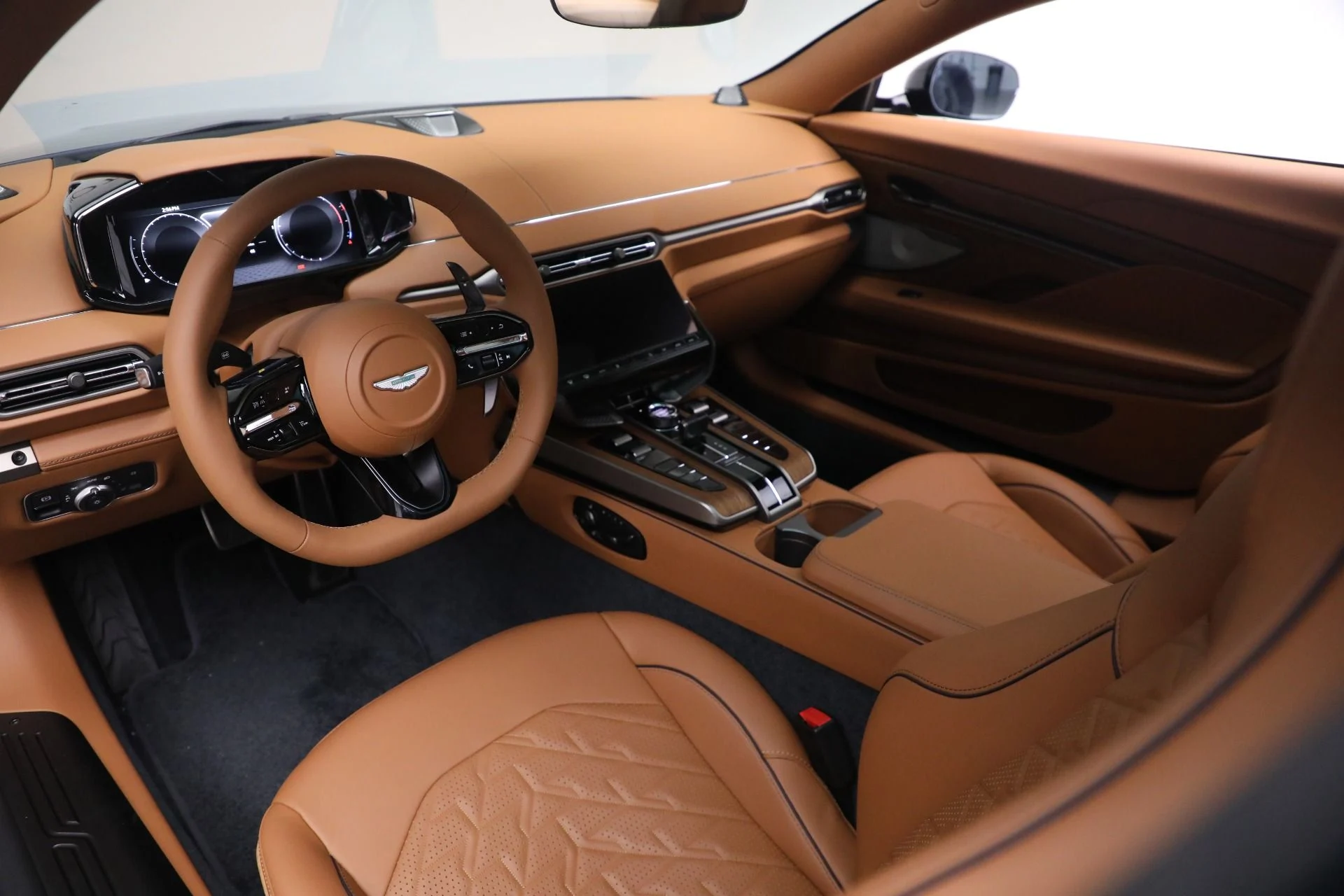 mph021_1494320026_New_2026_Aston_Martin_Vanquish_85c7d7a566
