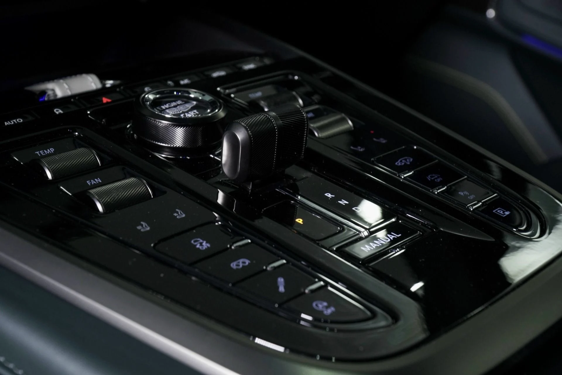 mph021_149500573_New_2026_Aston_Martin_DBX_S_1768416197_30e079da1b