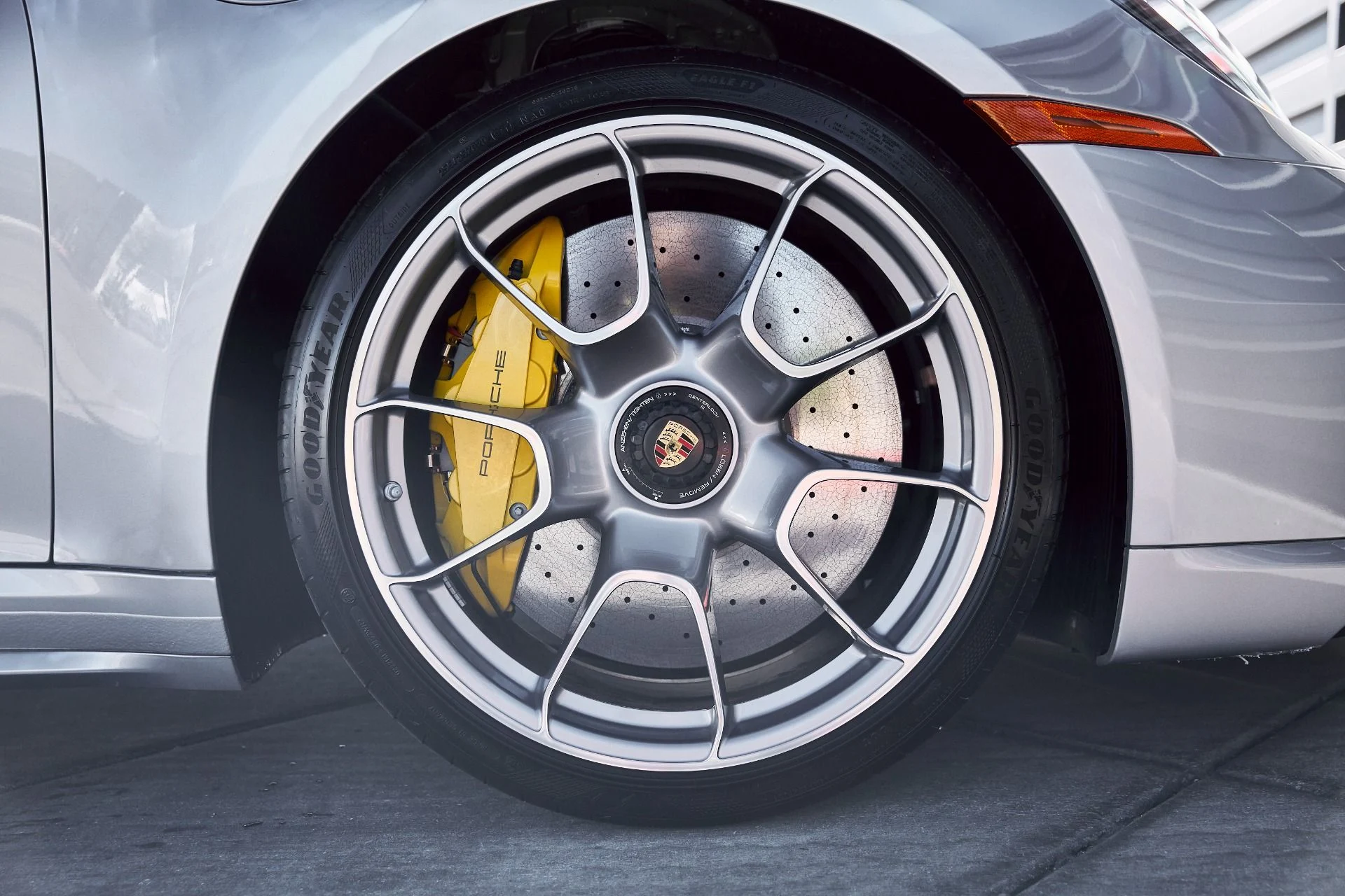 mph021_1498275016_Used_2024_Porsche_911_Turbo_S_1768438252_5194324a6e