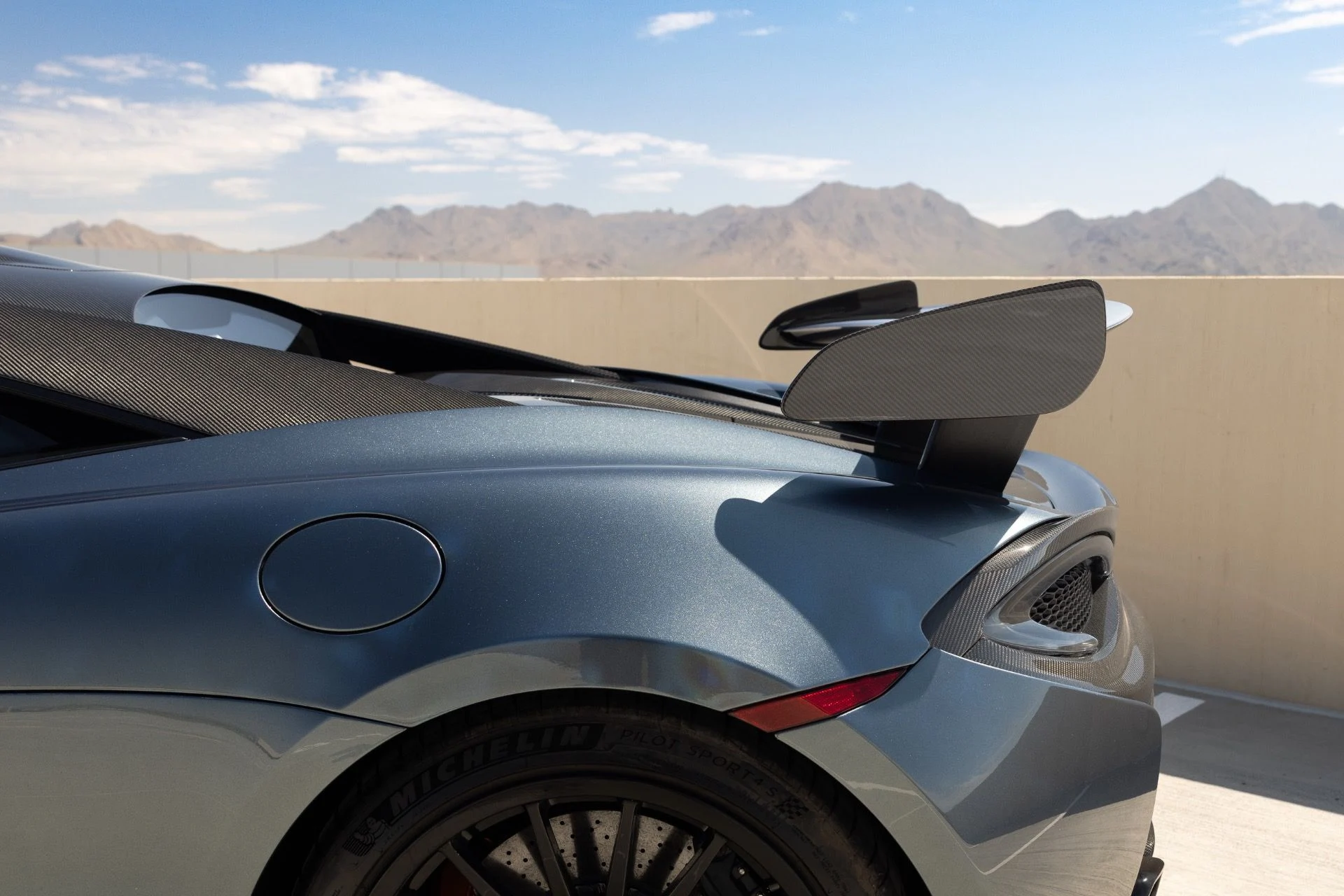 mph021_1498683927_Used_2020_Mc_Laren_620_R_1785795567_687b52d0f0