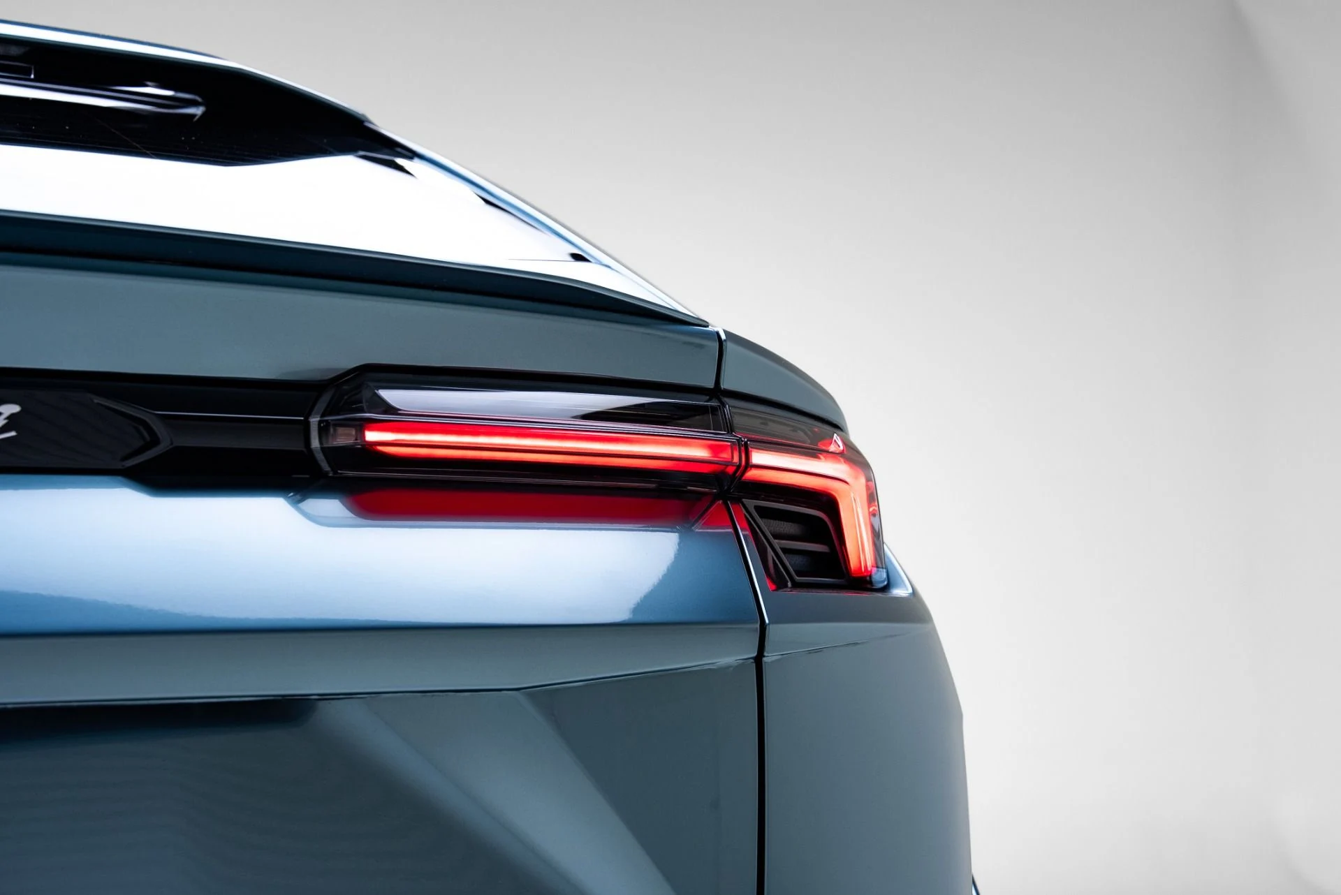 mph021_1502138536_Used_2023_Lamborghini_Urus_S_1775088158_27a20ca372