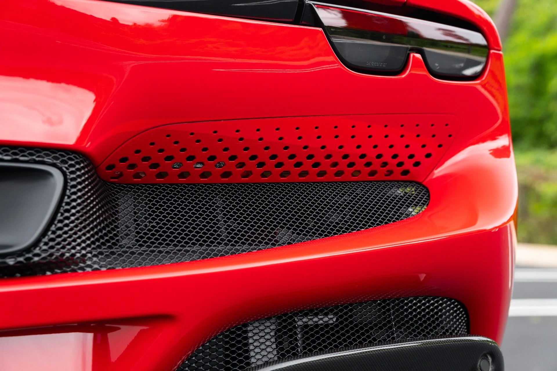 mph021_1509270051_Used_2024_Ferrari_296_GTS_1776982815_83315edf50