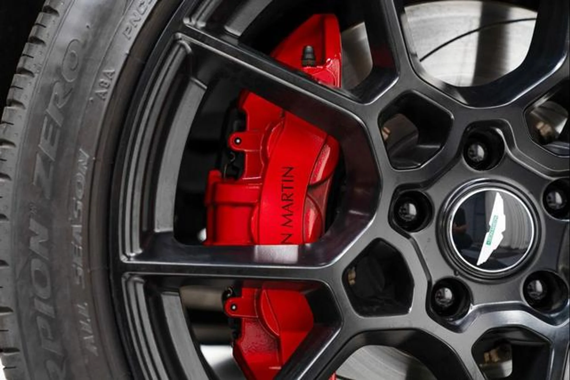 mph021_1513032607_b_Dp_Z8v5p_EI_Lf_Jq6t_TK_Ms2uf_JXHM_f304ecde20