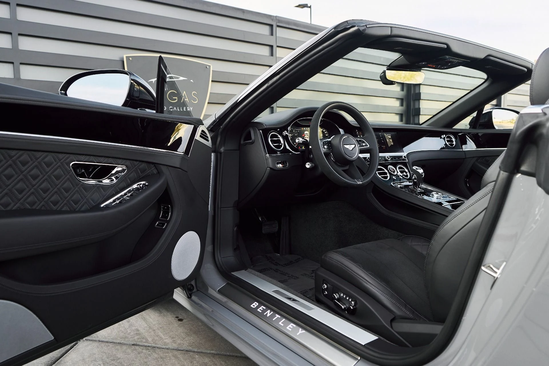 mph021_1515043159_Used_2024_Bentley_Continental_GT_V8_S_1764464376_490ffcd1e6