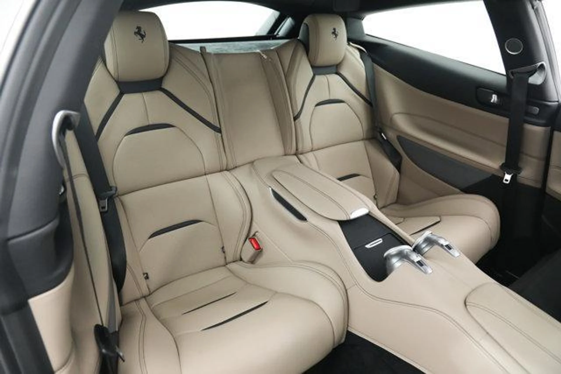 mph021_1530730577_Vb_AUL_3f_W_Fd_Nn7o_Pp8_Wji885_Ul_ZI_225c8040d2