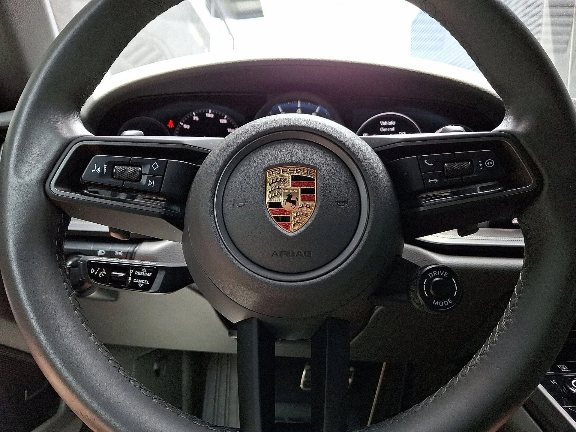 mph021_1538828740_185fc66fb513a2d6663edf5f7c2cd848_eafd9fca37