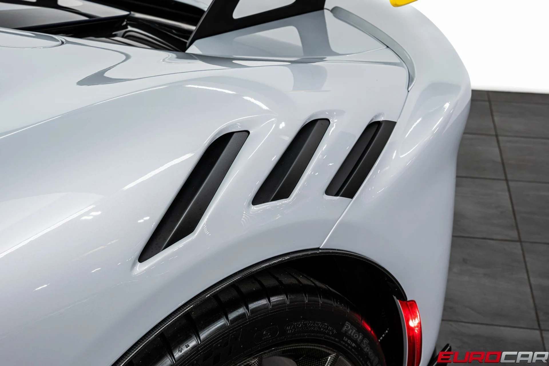 mph021_1539174245_95bf2452_52e5_495f_86b3_9609becf3cea_6fa0cbb6bd