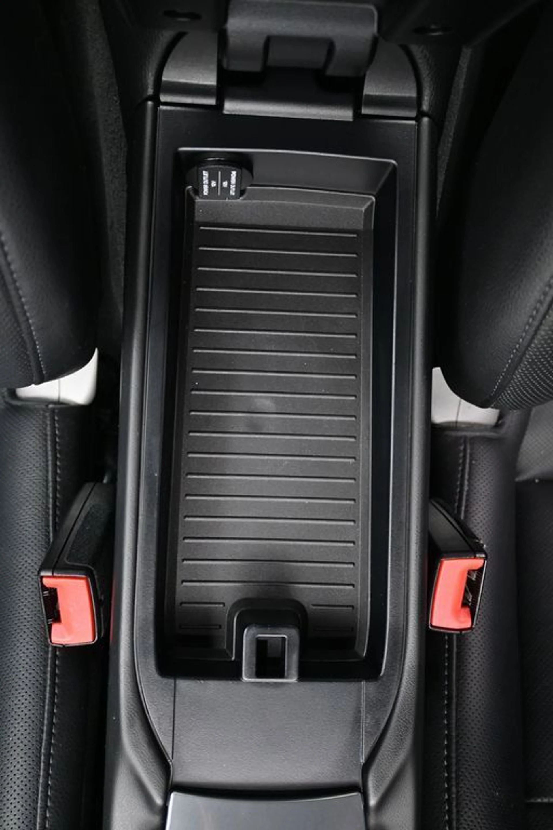 mph021_153986125_90a893e320984103427ef61285a12c67x_1ec677b1c1