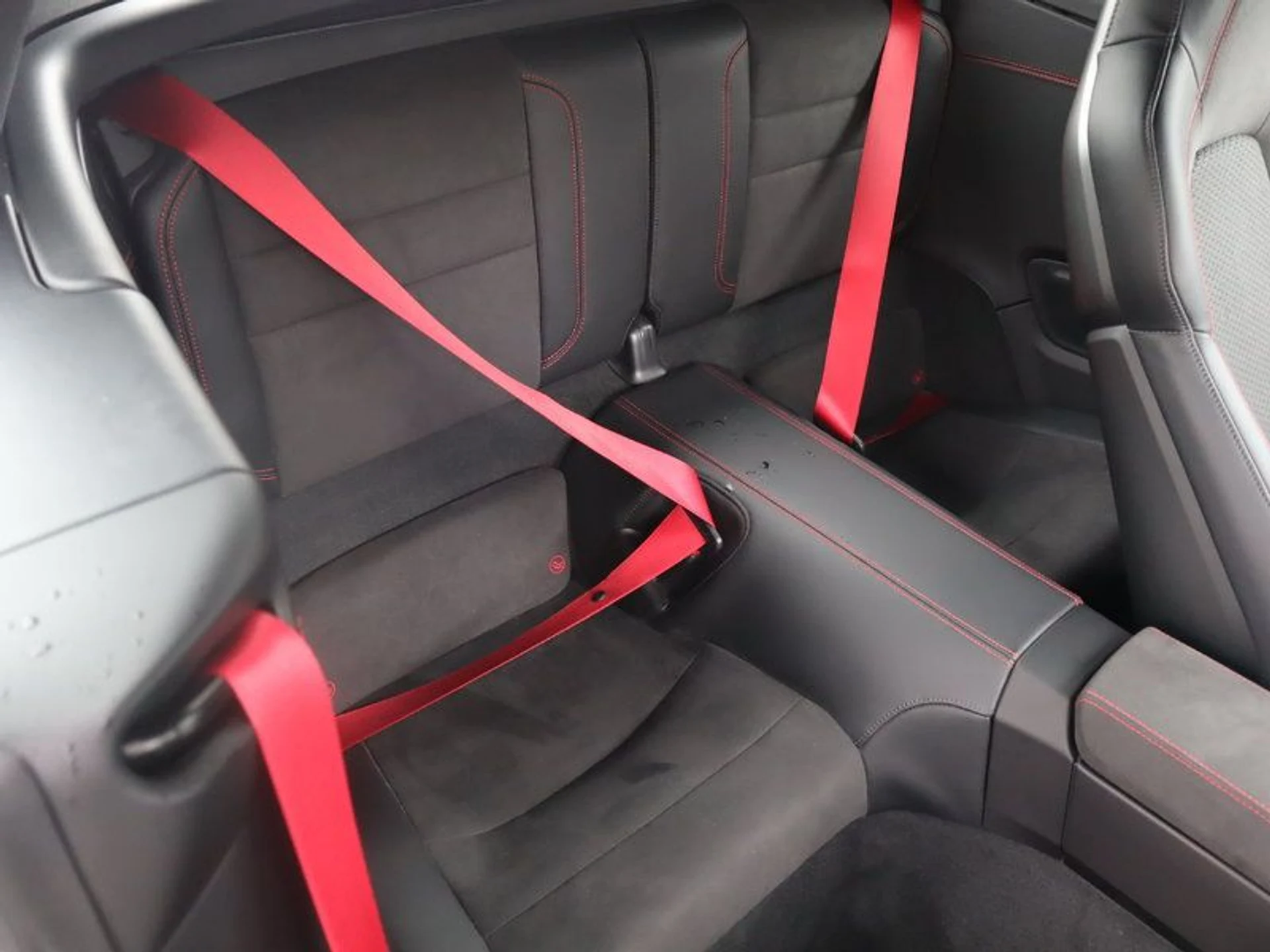 mph021_1541314678_37546875_07674_52d2fbf4259cd39a3d848ea2d61cc1ce_405f6a7448