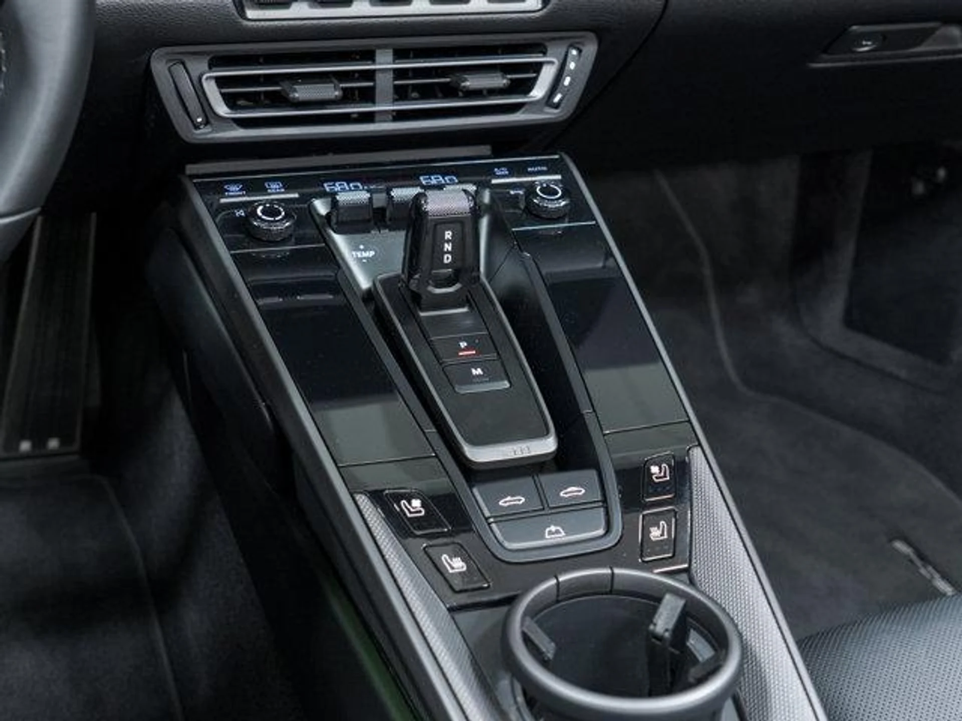 mph021_1543331142_VJ_67_WJ_Re_I_Npp_Dc_I7hh_Zb_Re9m_O_Fc_e9c6b6e70e