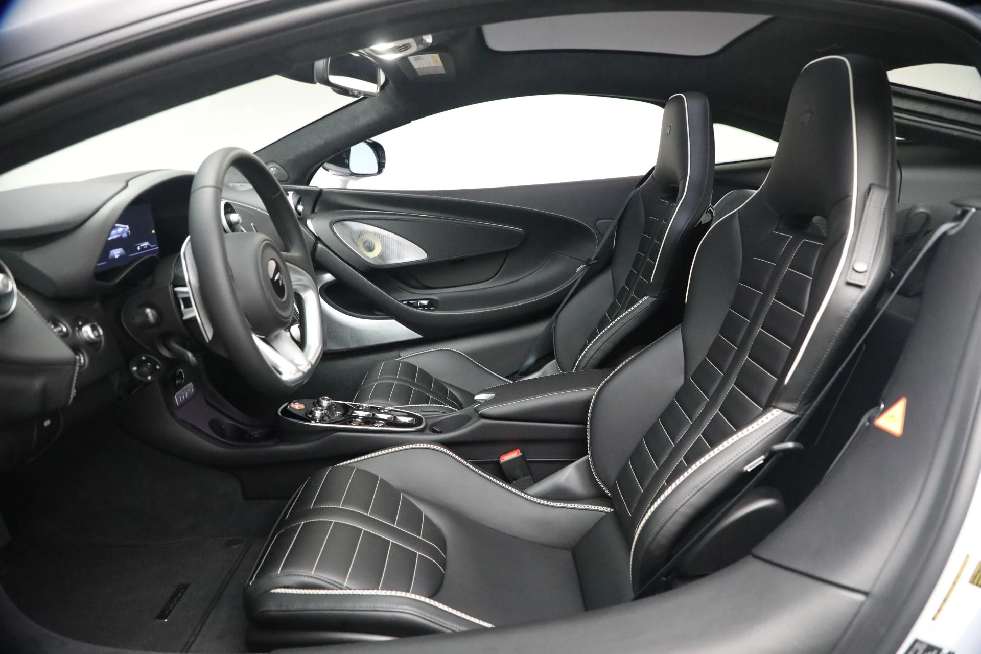 mph021_1548972892_New_2026_Mc_Laren_GTS_Tech_Lux_94824df9da