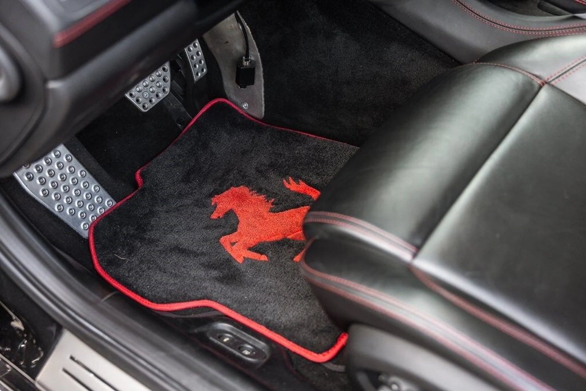 mph021_1552546452_dd76b0d4bbd6c05bb04c96e64092d166x_18e25b4de3