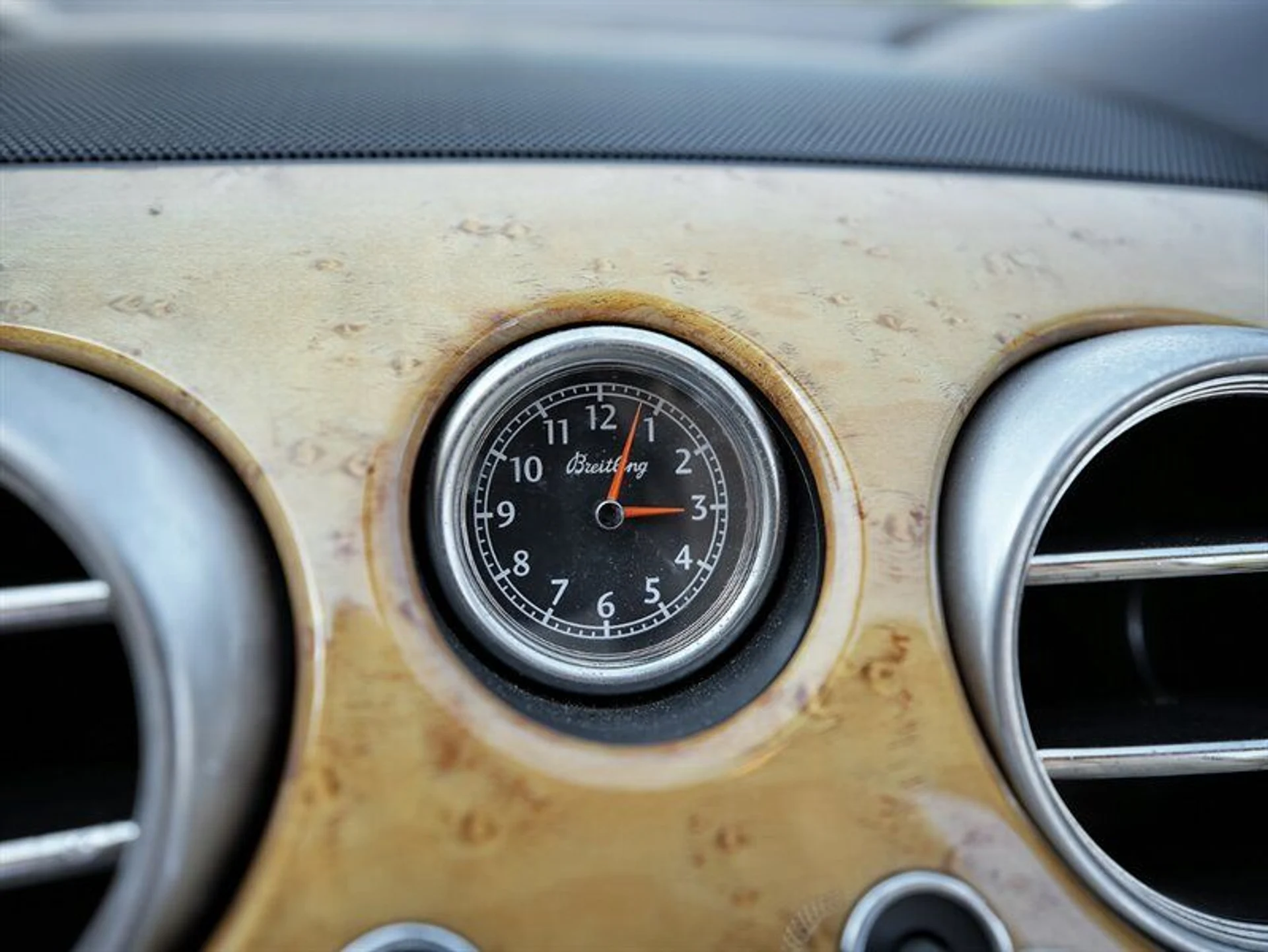 mph021_1557175877_8ea40cbfda_800_017a7750ab