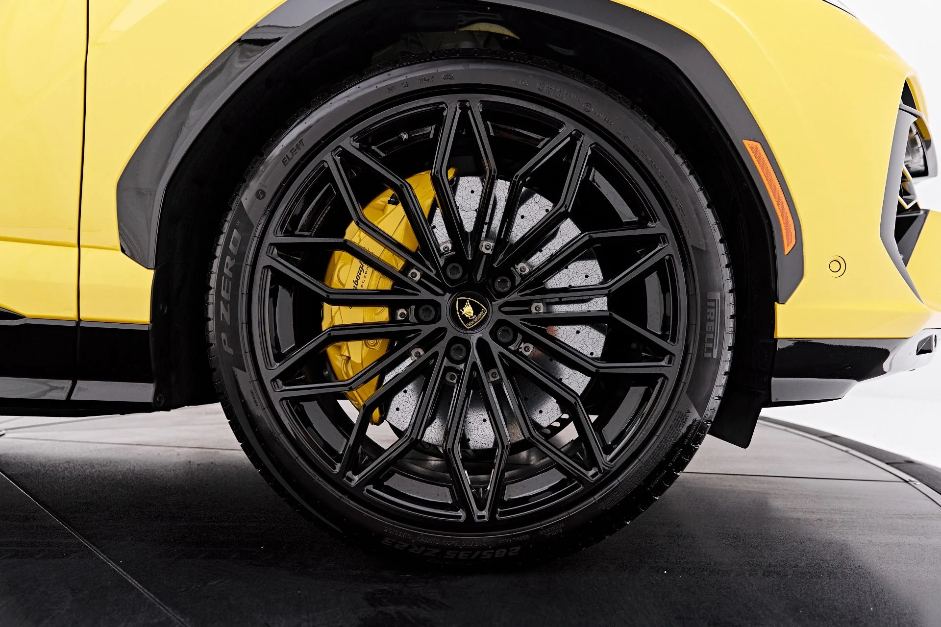 mph021_1561791788_Used_2025_Lamborghini_Urus_SE_1788049873_f4b80cbaa2