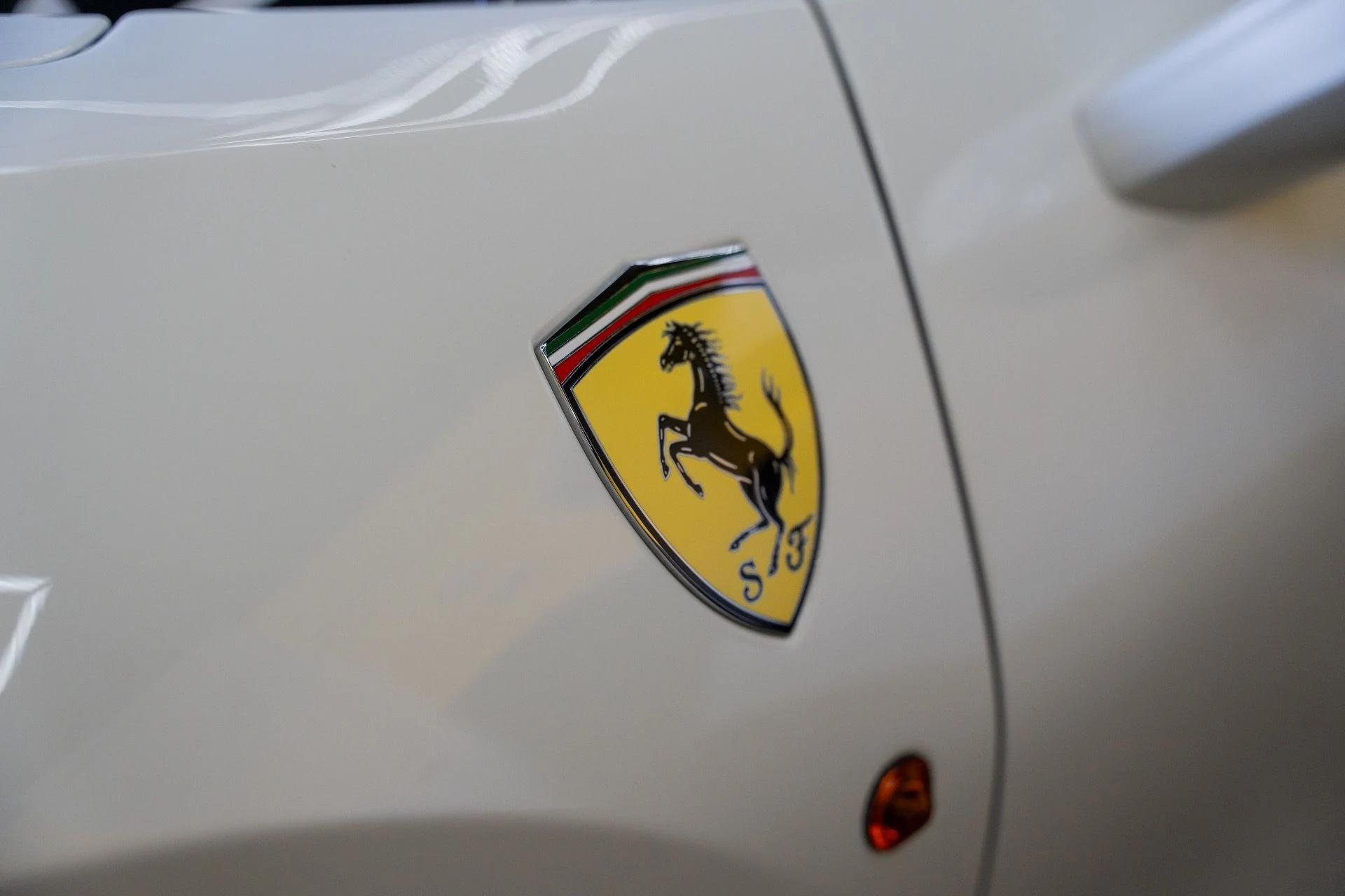 mph021_1564167062_Used_2016_Ferrari_488_GTB_1792438951_371cec53da