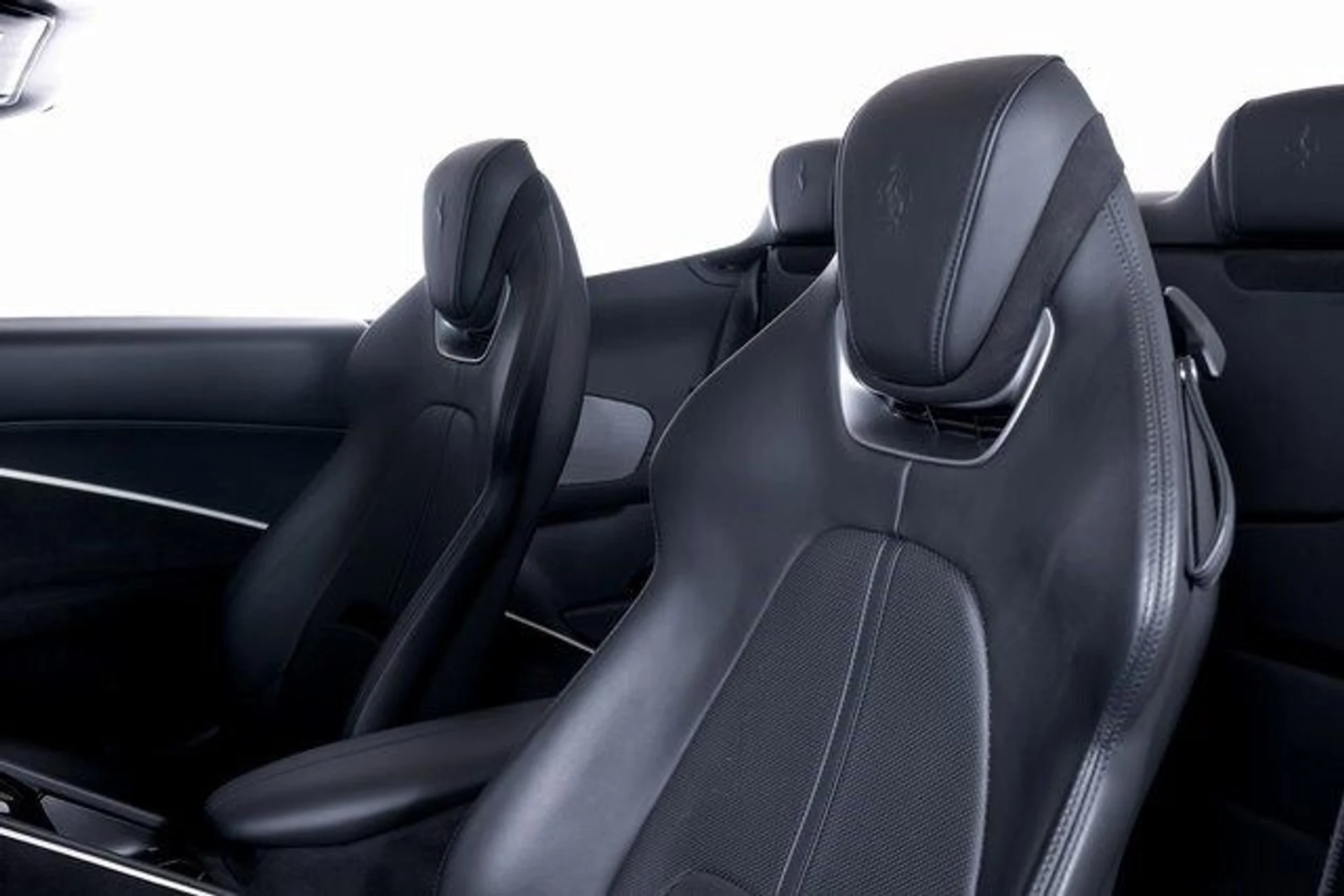 mph021_1568073584_4fe39daa915129aa2bebdb77aa521620x_435c32edfe