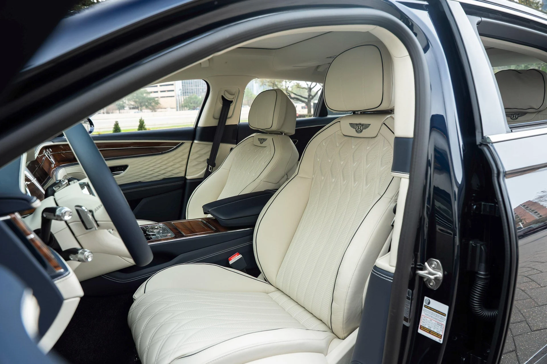 mph021_1574641409_477619930_695e1478511ab76ffaffbc58_bce1b0b709