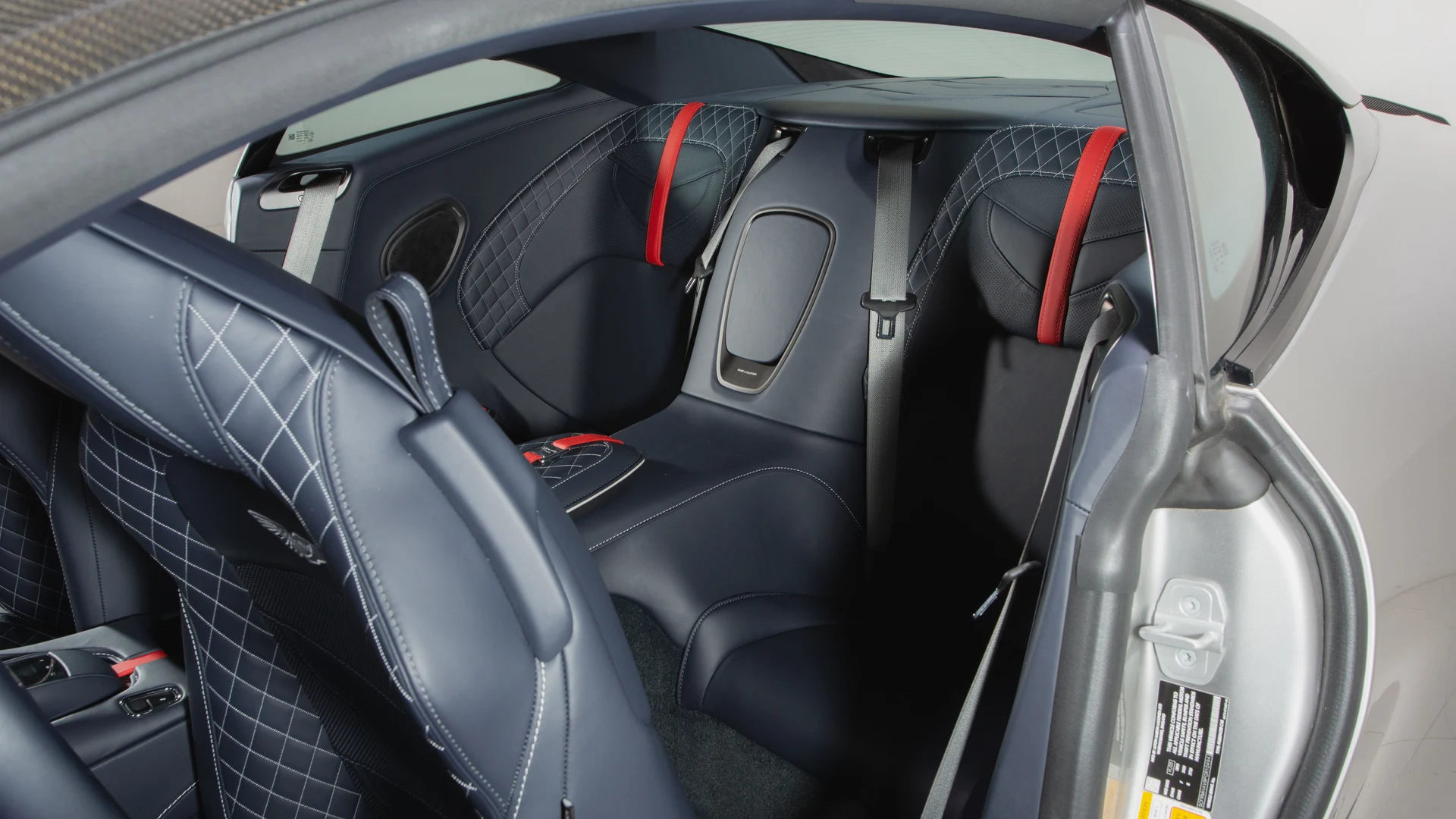 mph021_1582181403_abd39326eb1e407ea5412b24d401b886_26da194227