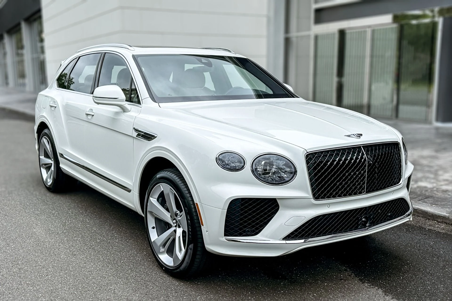 mph021_1586929442_New_2026_Bentley_Bentayga_V8_1784720137_a7312f5262