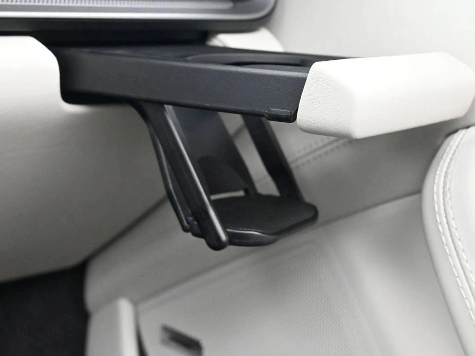 mph021_159195632_dfd739dfc0c05c2dfd25d0a249b4c7fcx_315aac86a9